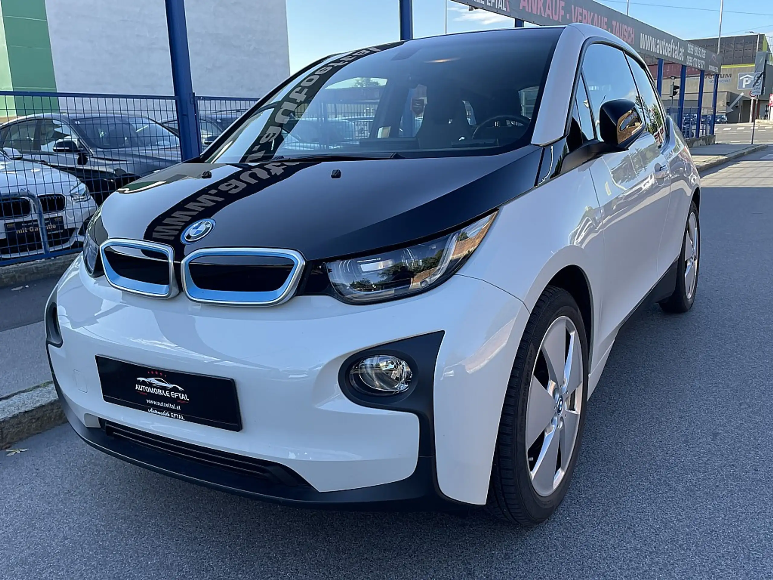 BMW - i3