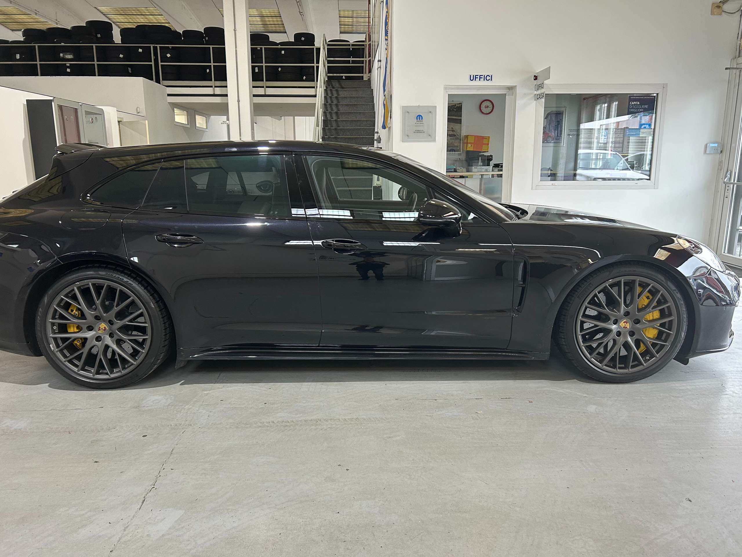 Porsche - Panamera