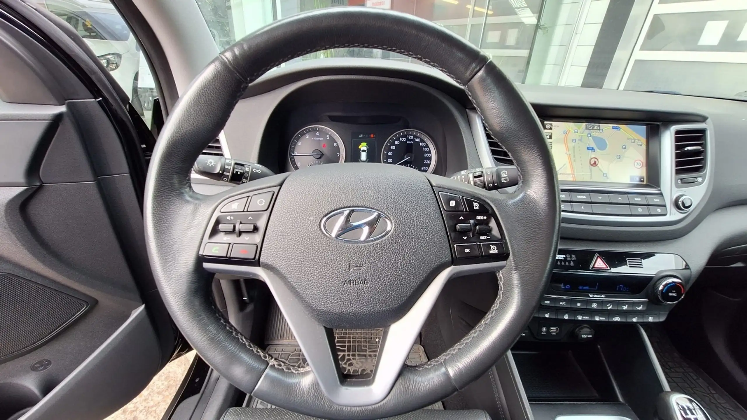 Hyundai - TUCSON