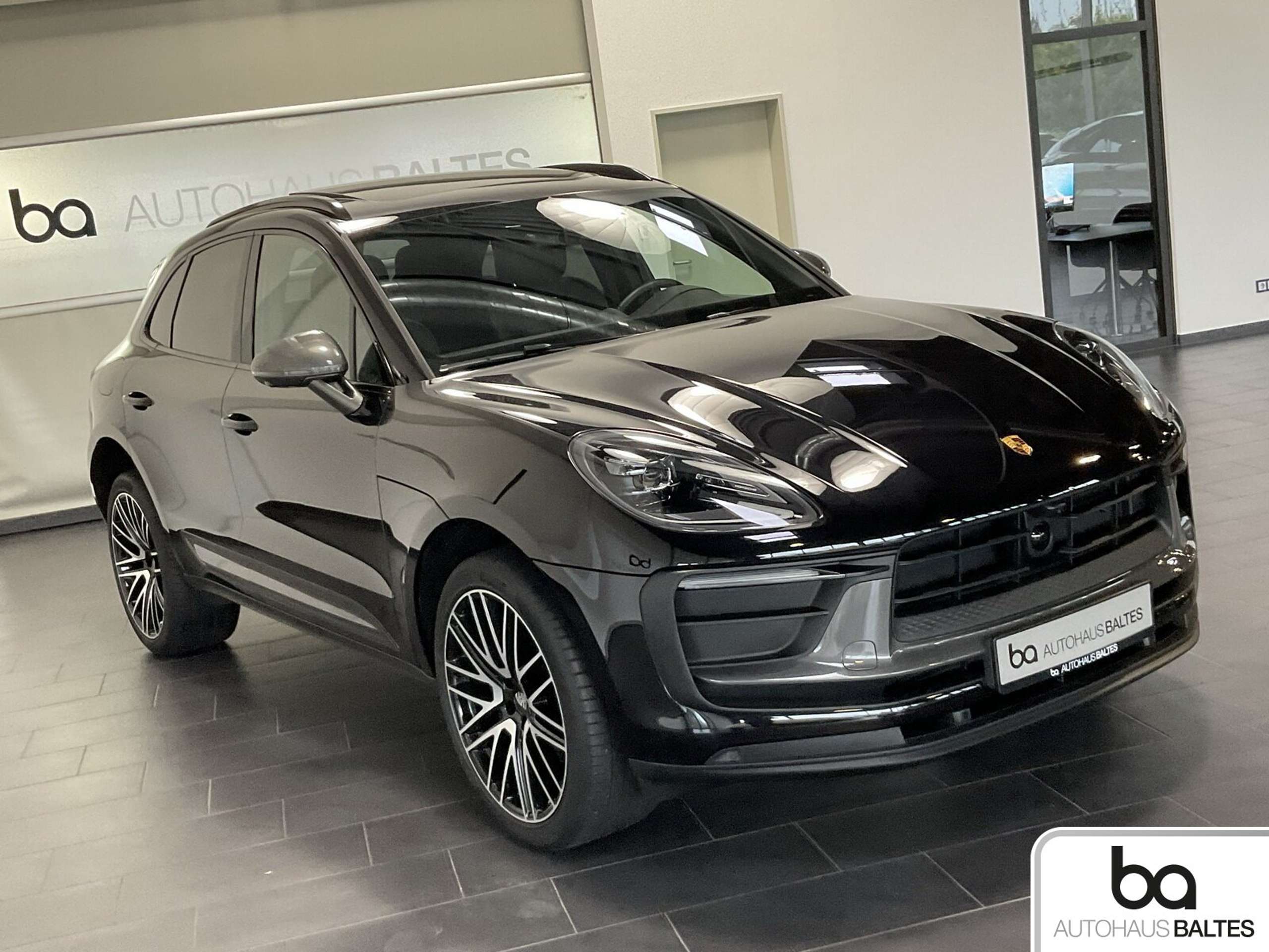 Porsche - Macan