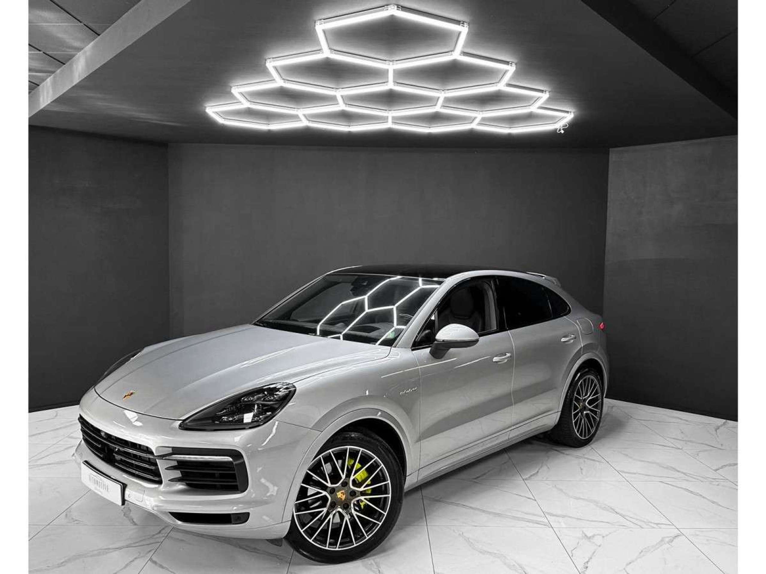 Porsche - Cayenne