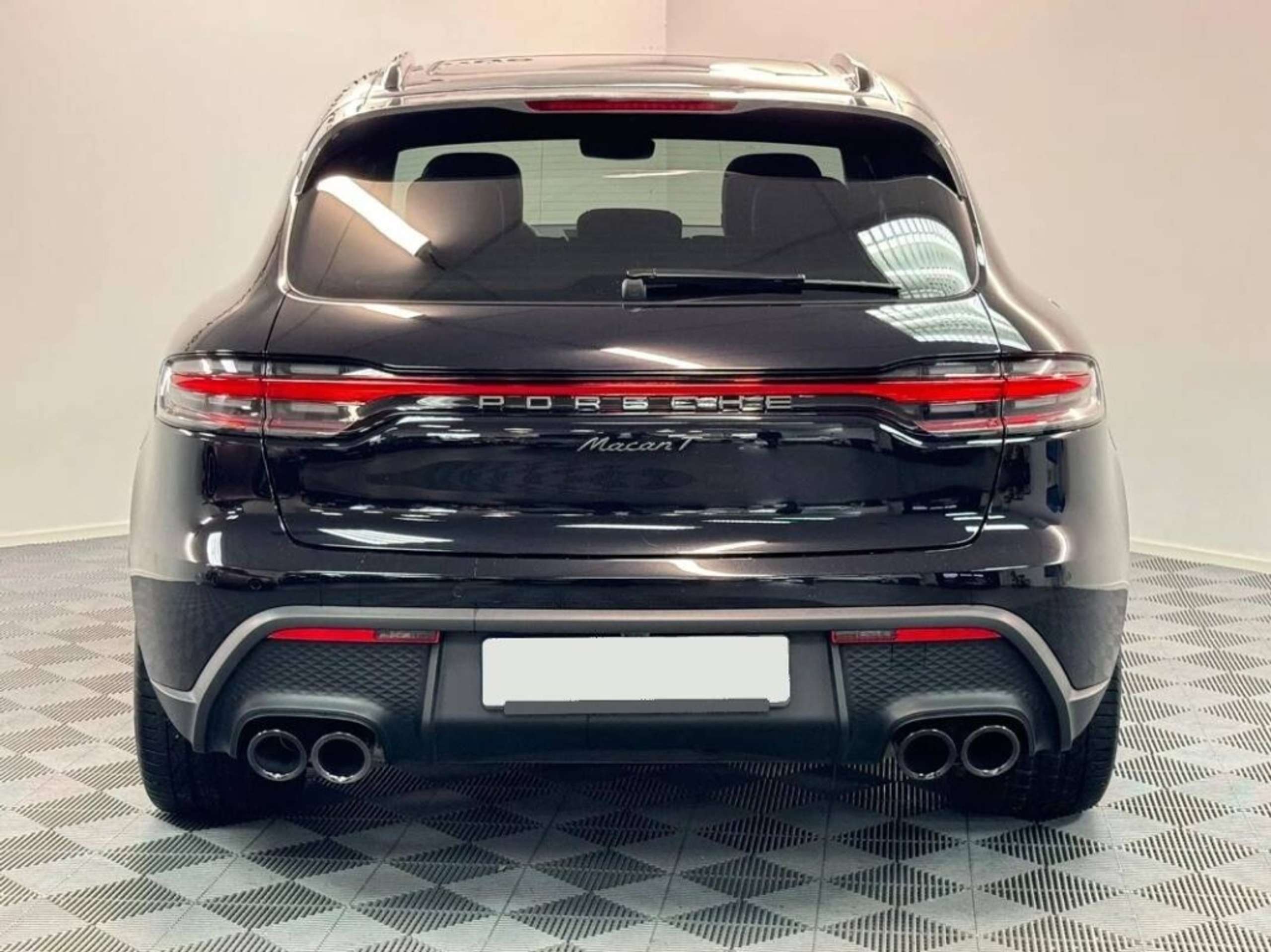 Porsche - Macan