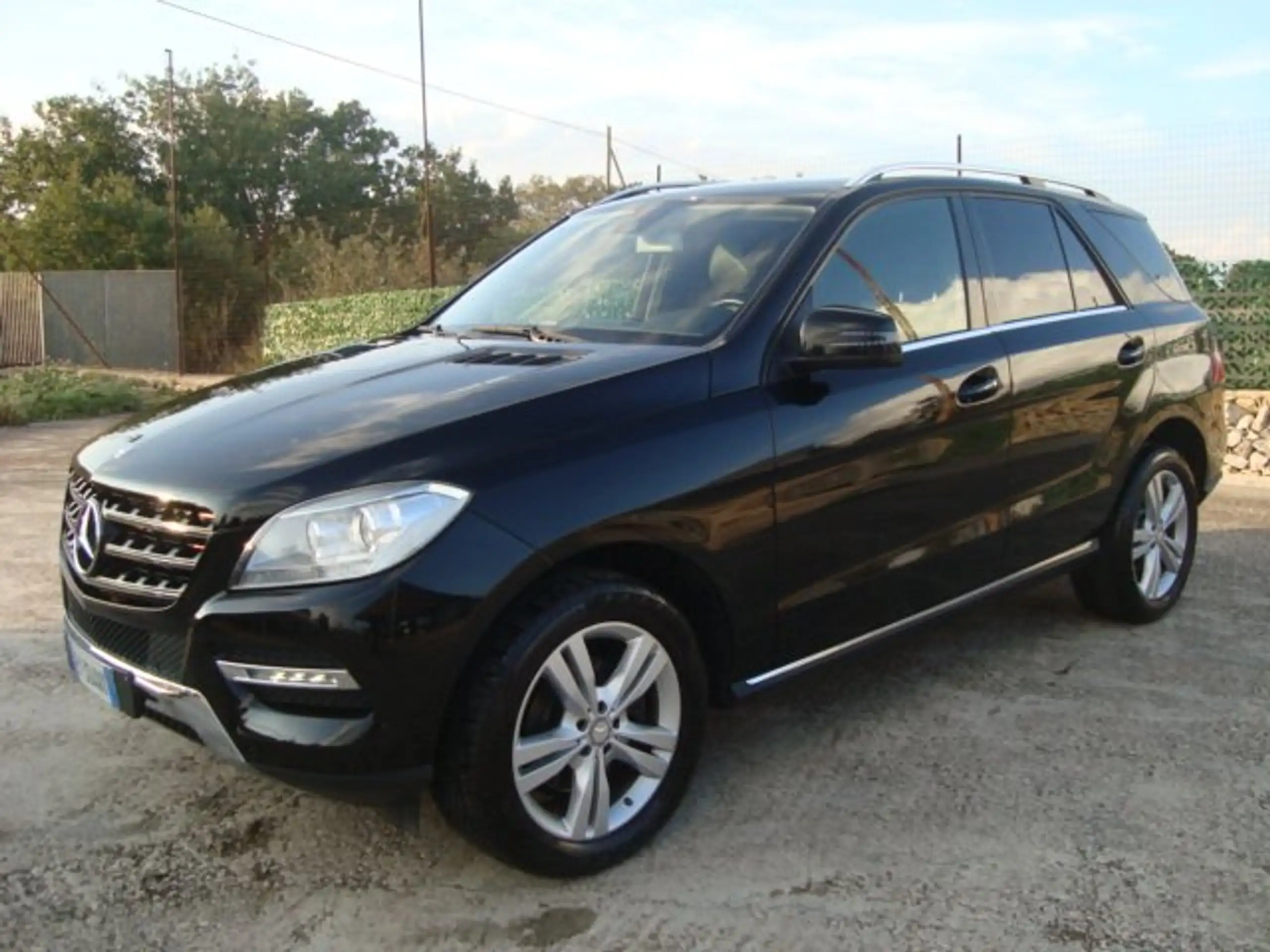 Mercedes-Benz - ML 250