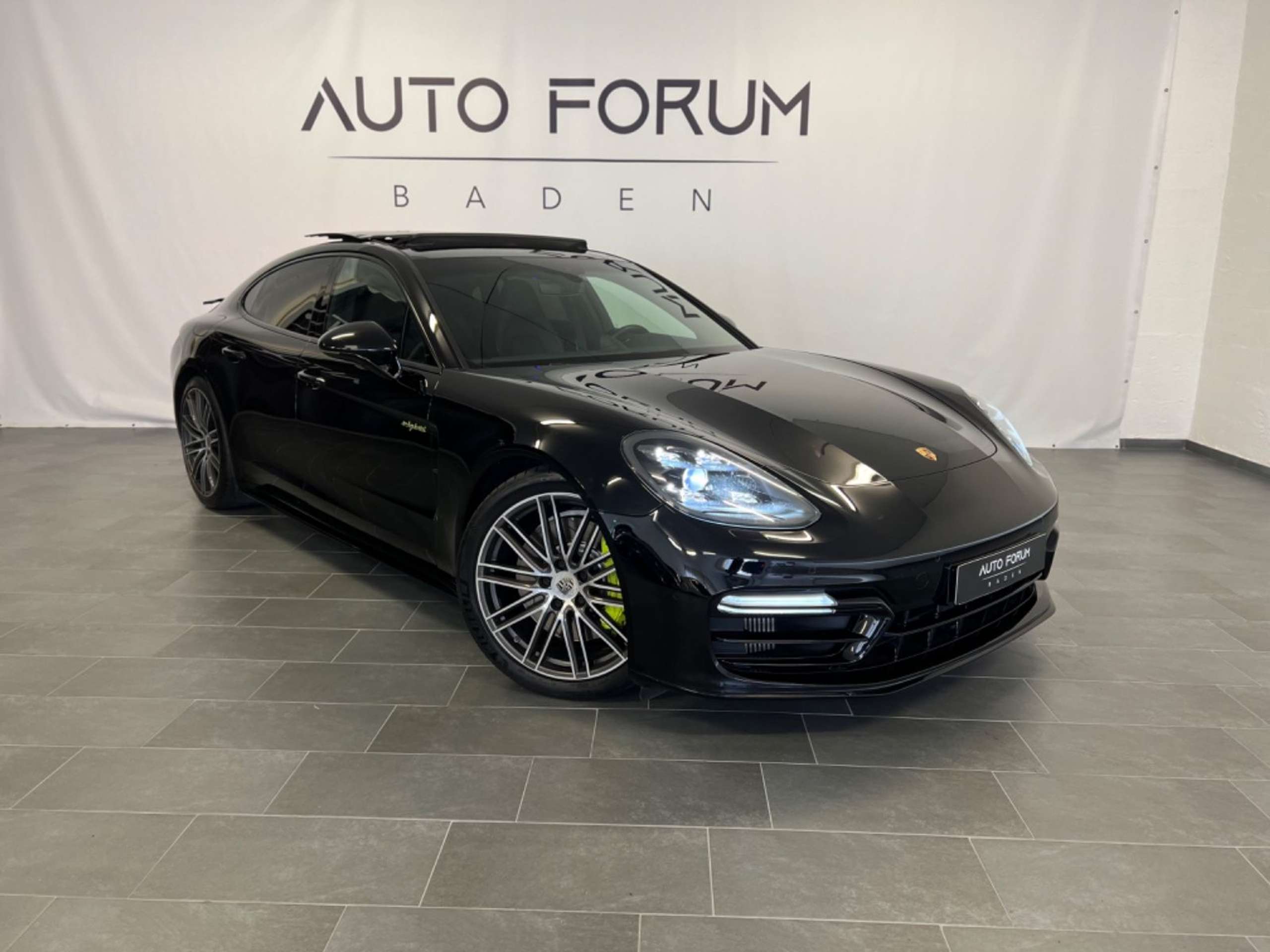 Porsche - Panamera