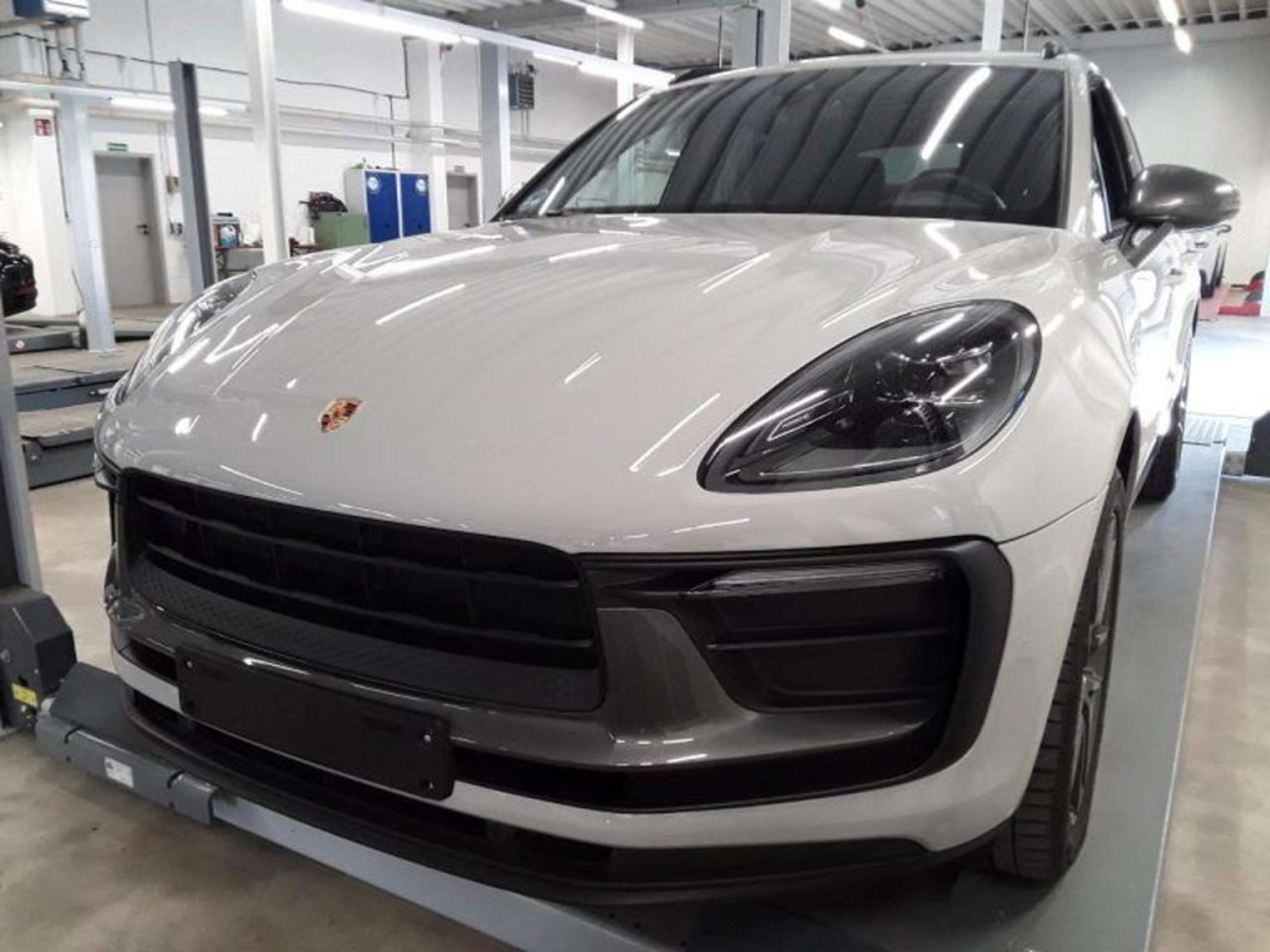 Porsche - Macan