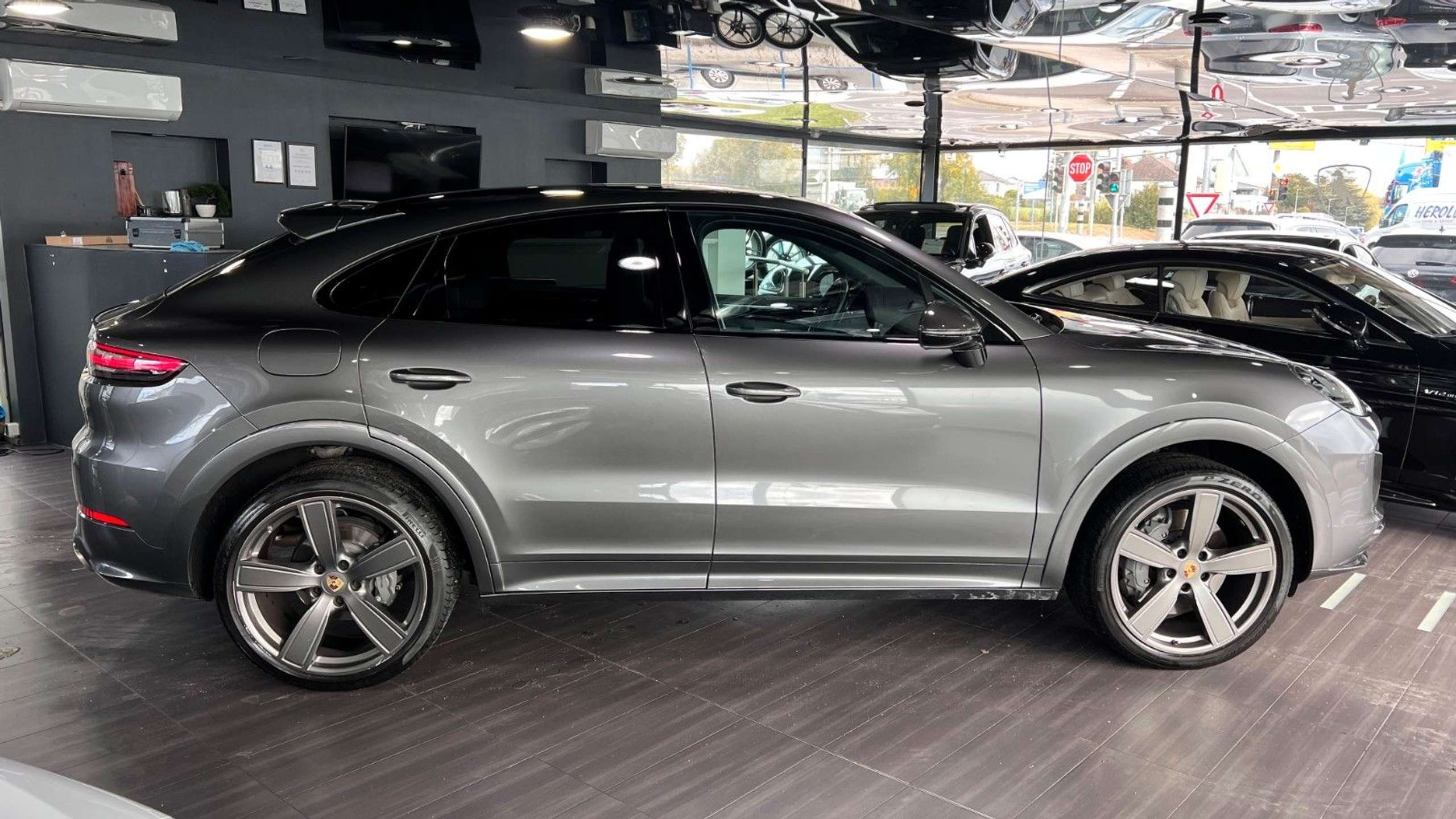 Porsche - Cayenne