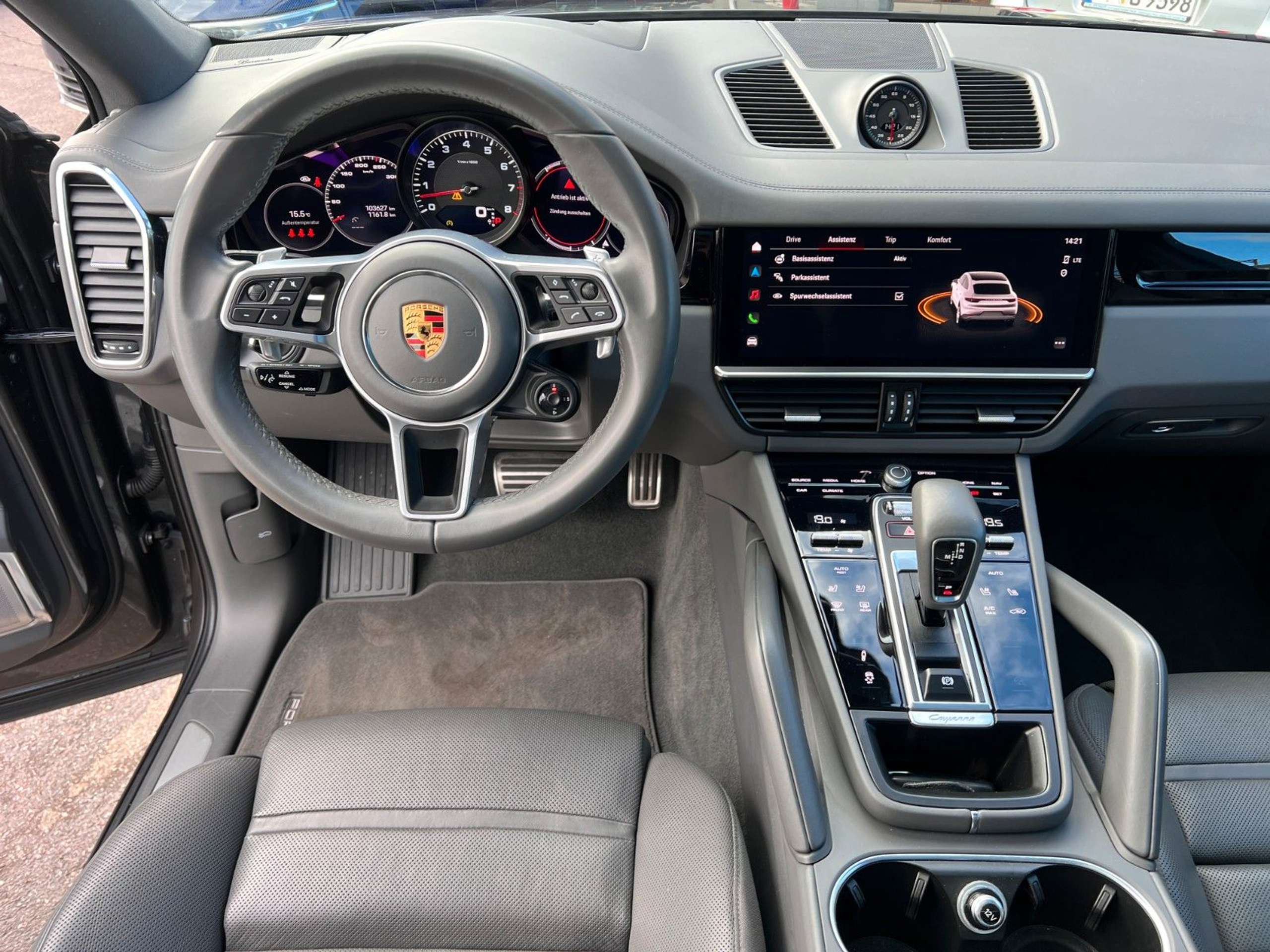 Porsche - Cayenne