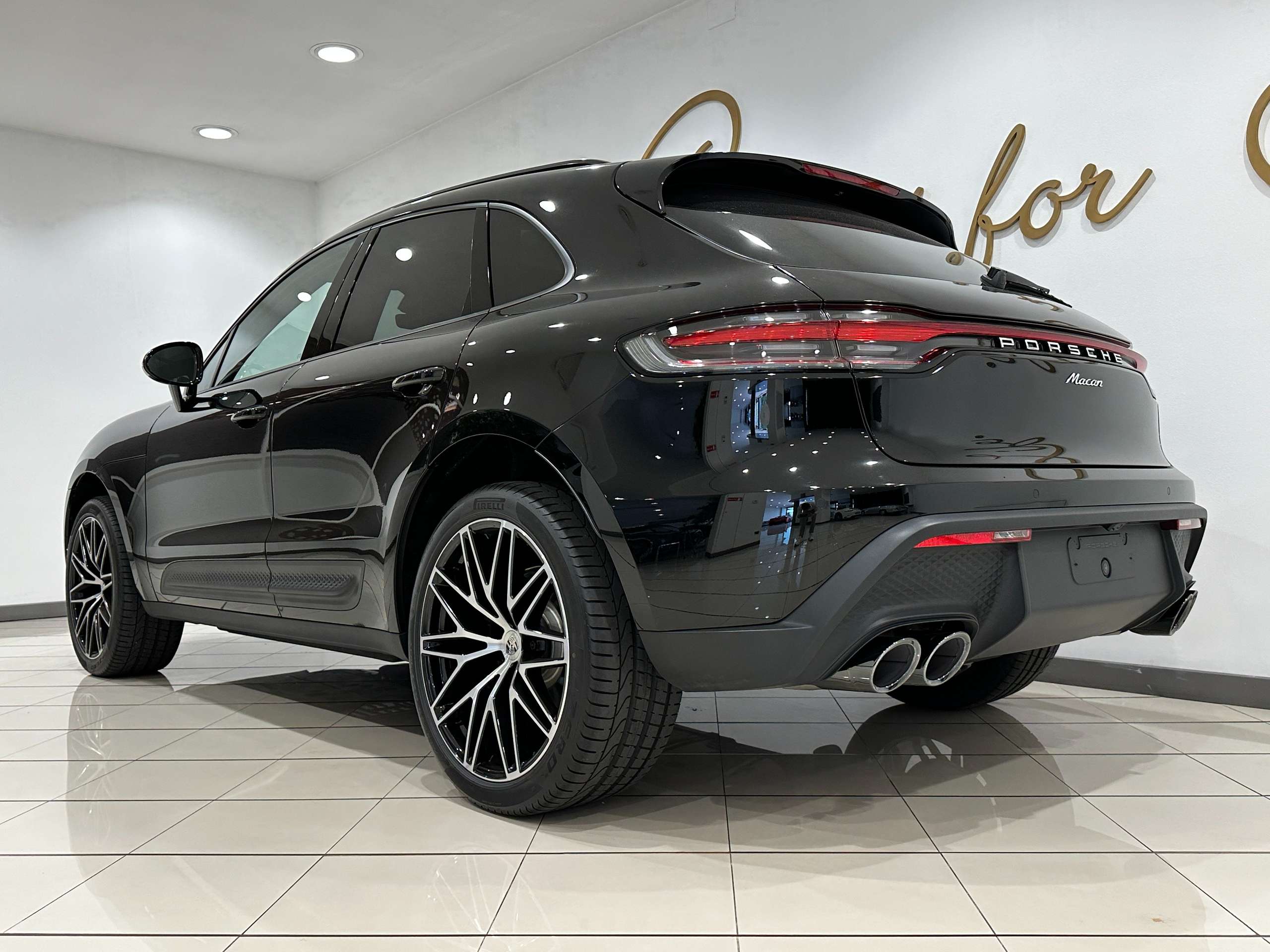 Porsche - Macan