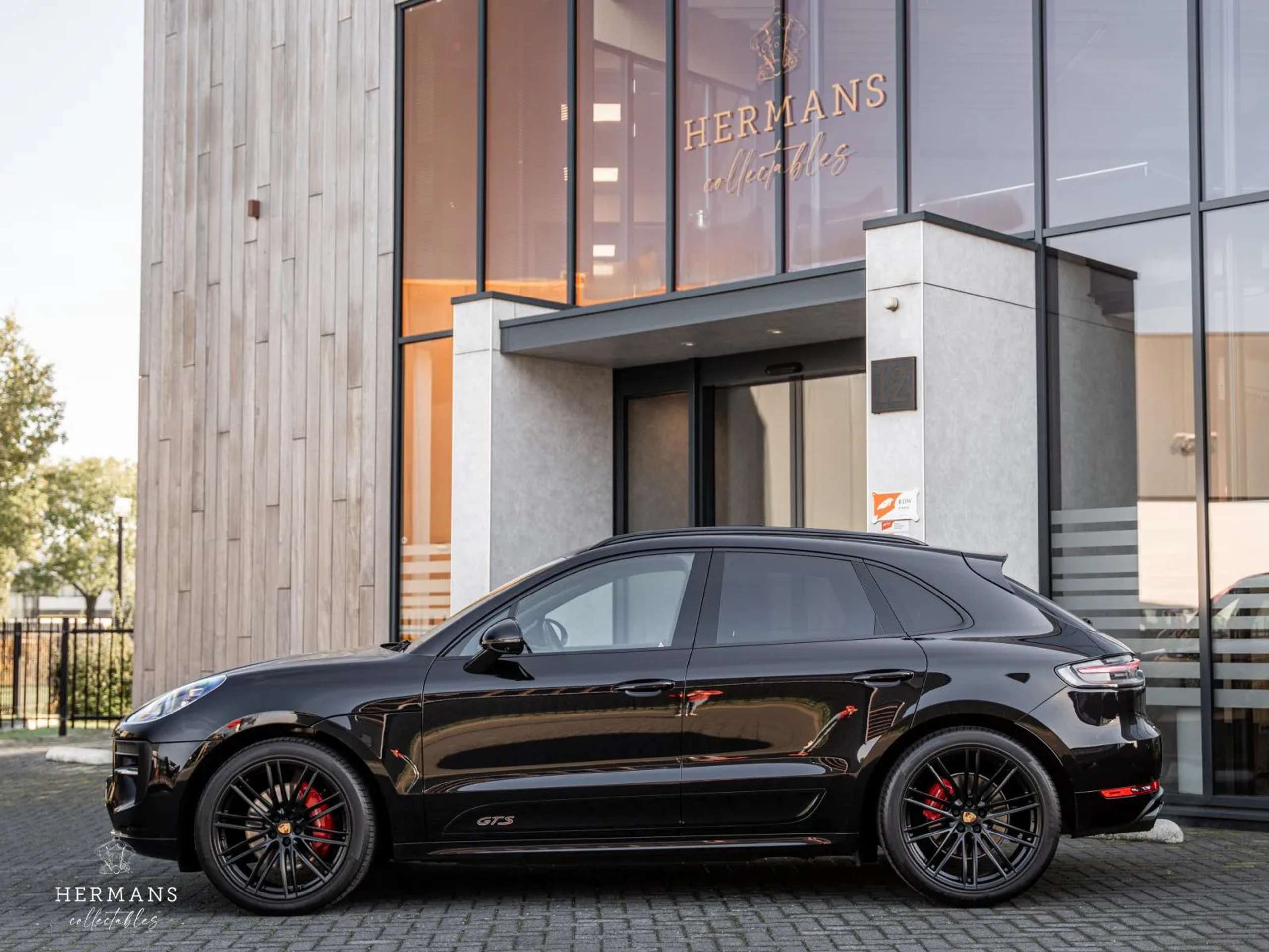 Porsche - Macan