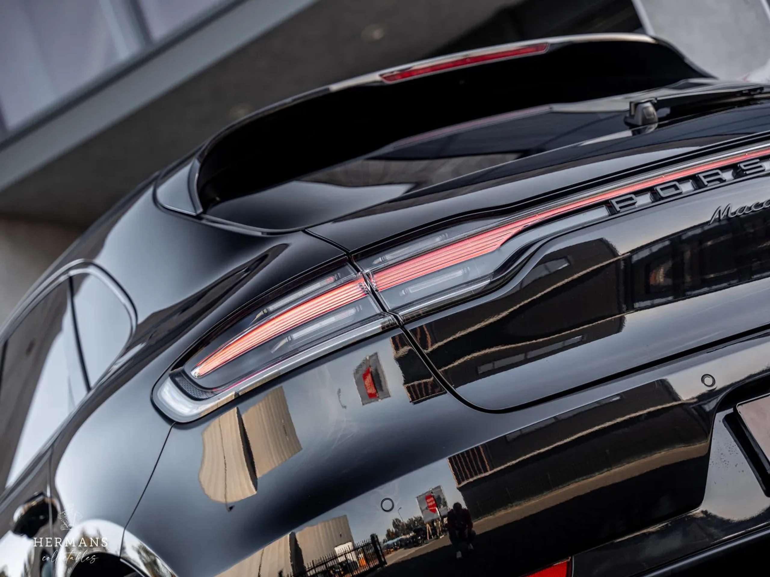 Porsche - Macan