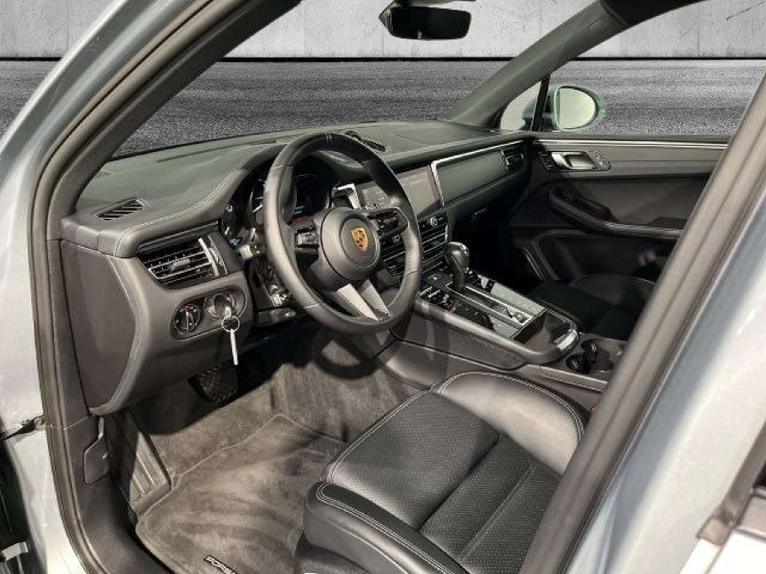 Porsche - Macan