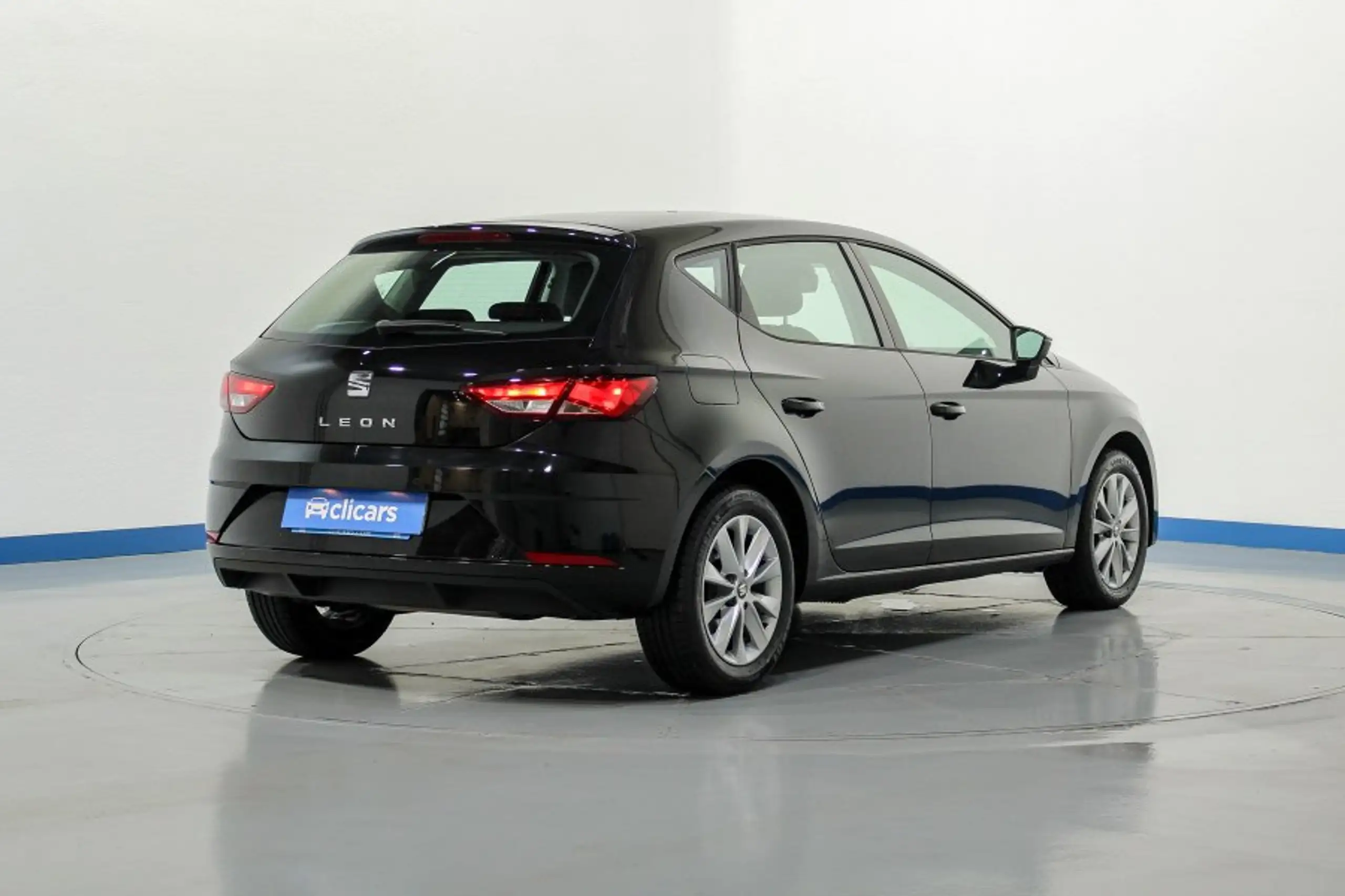 SEAT - Leon