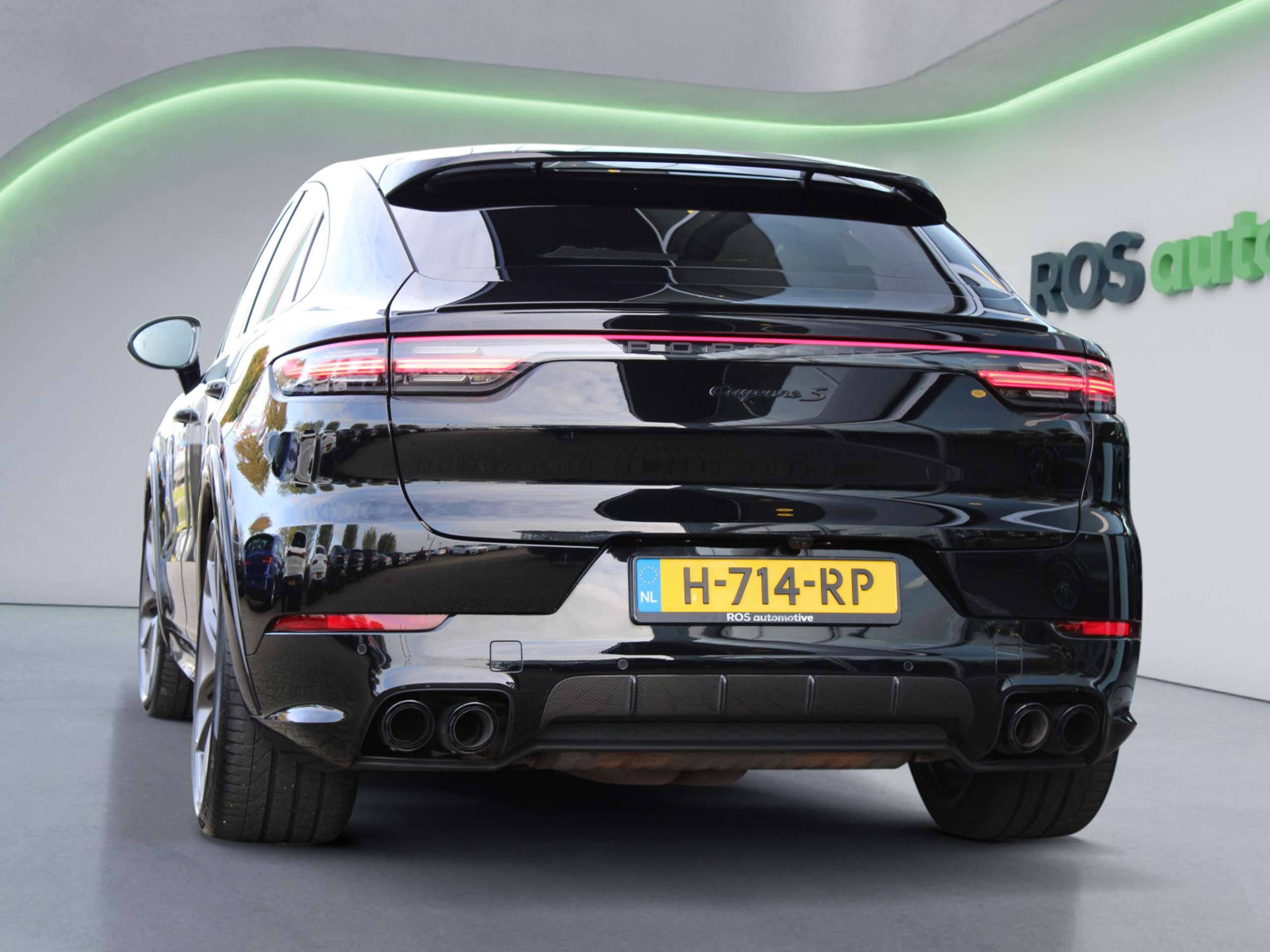 Porsche - Cayenne