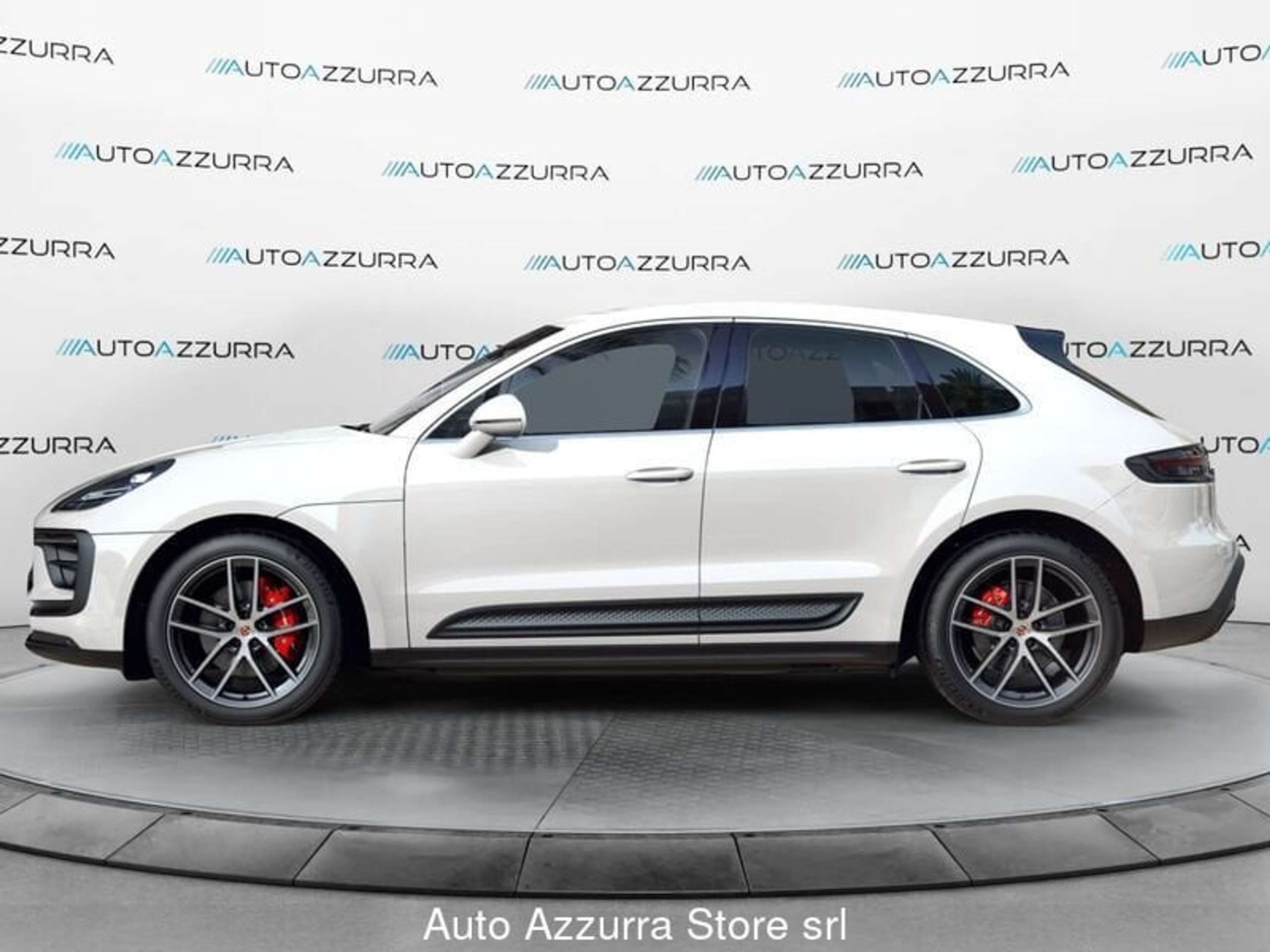 Porsche - Macan