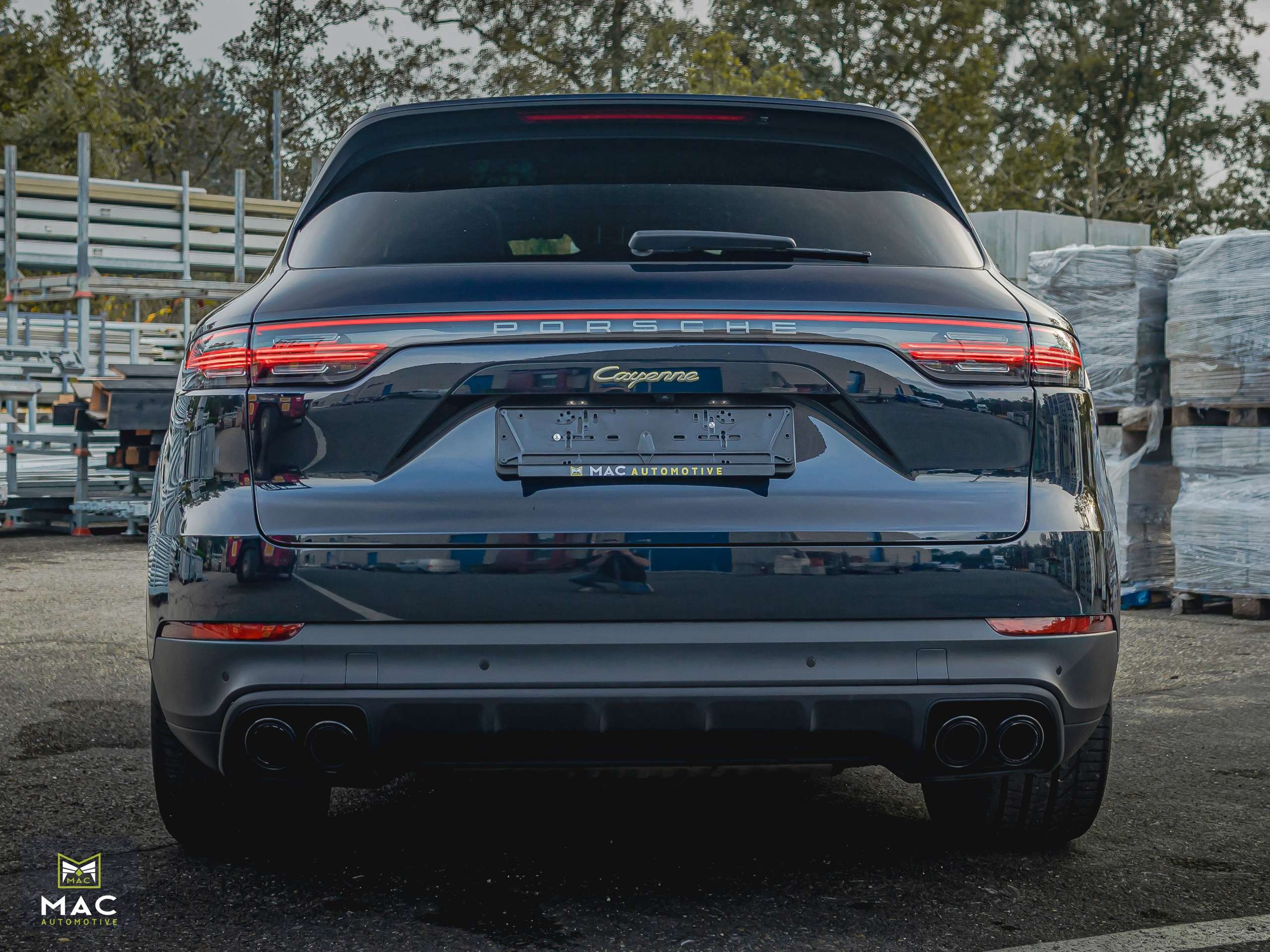 Porsche - Cayenne