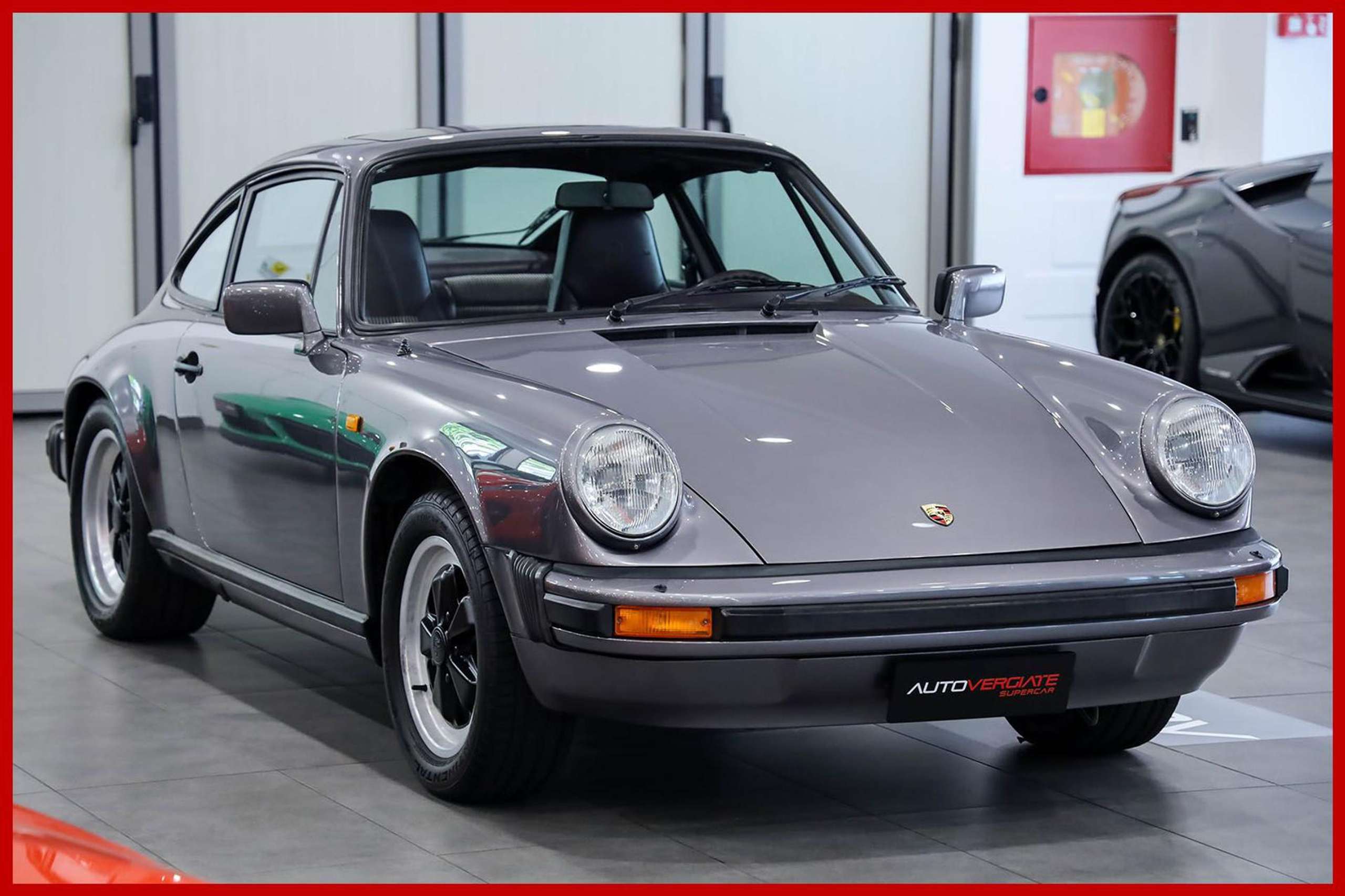 Porsche - 911