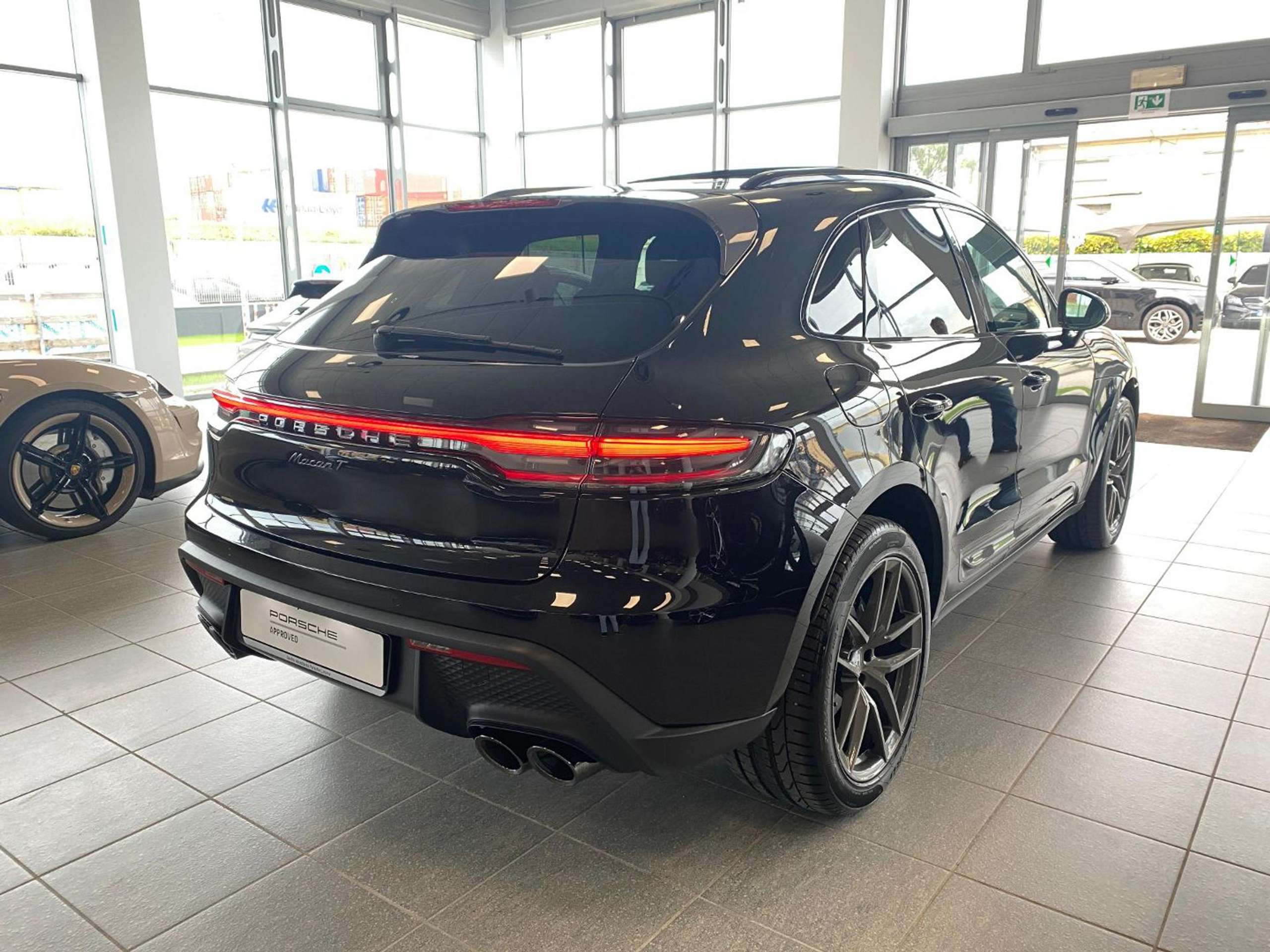 Porsche - Macan