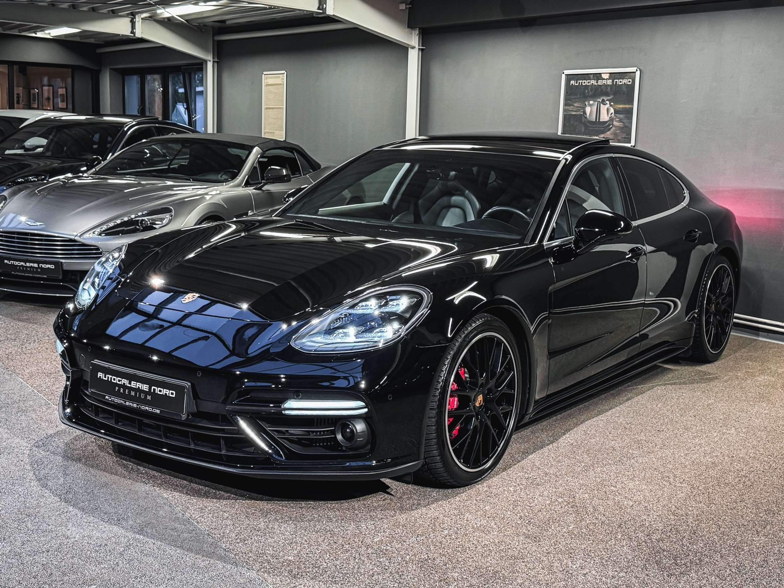 Porsche - Panamera