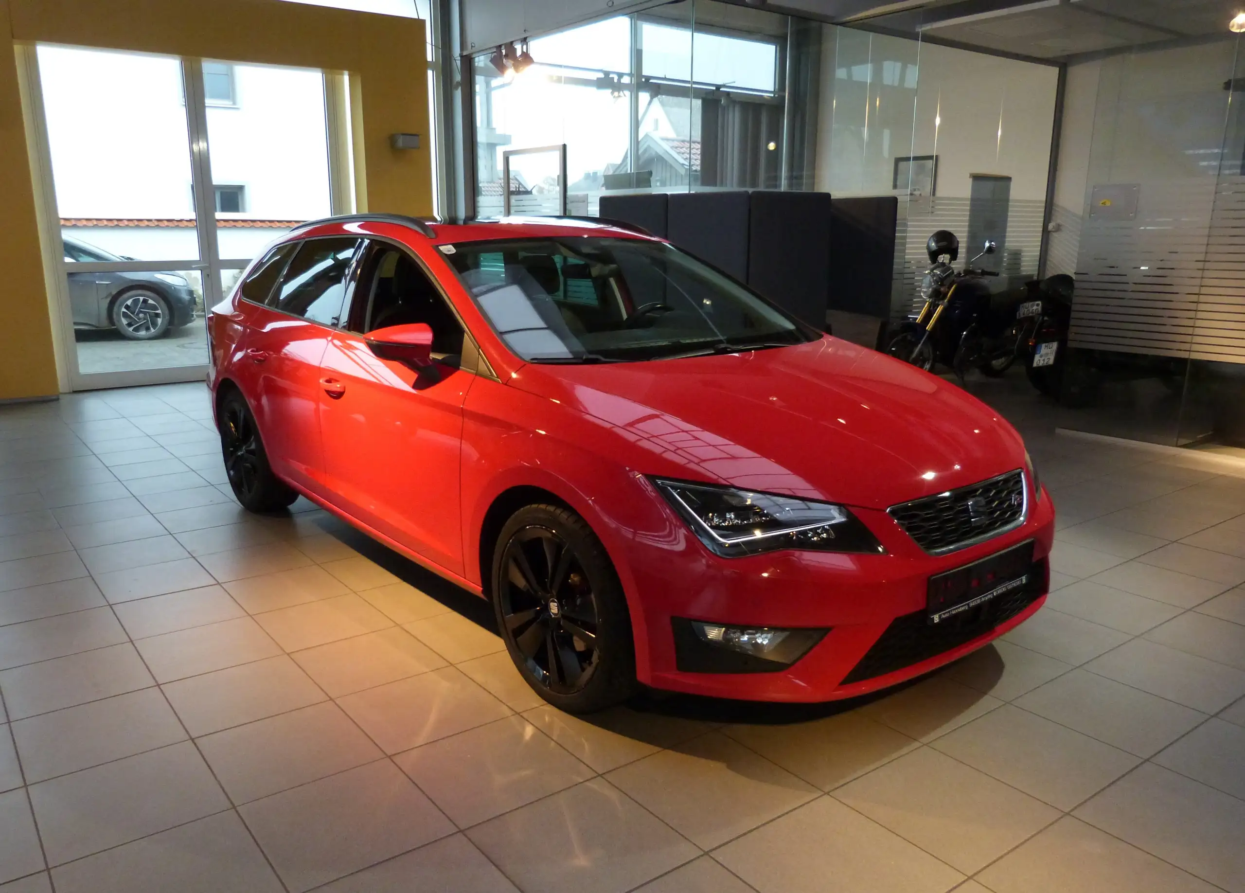 SEAT - Leon