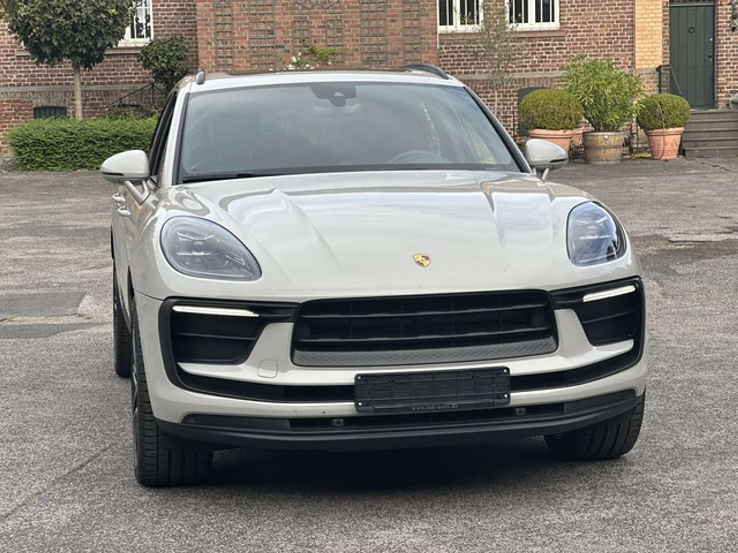 Porsche - Macan