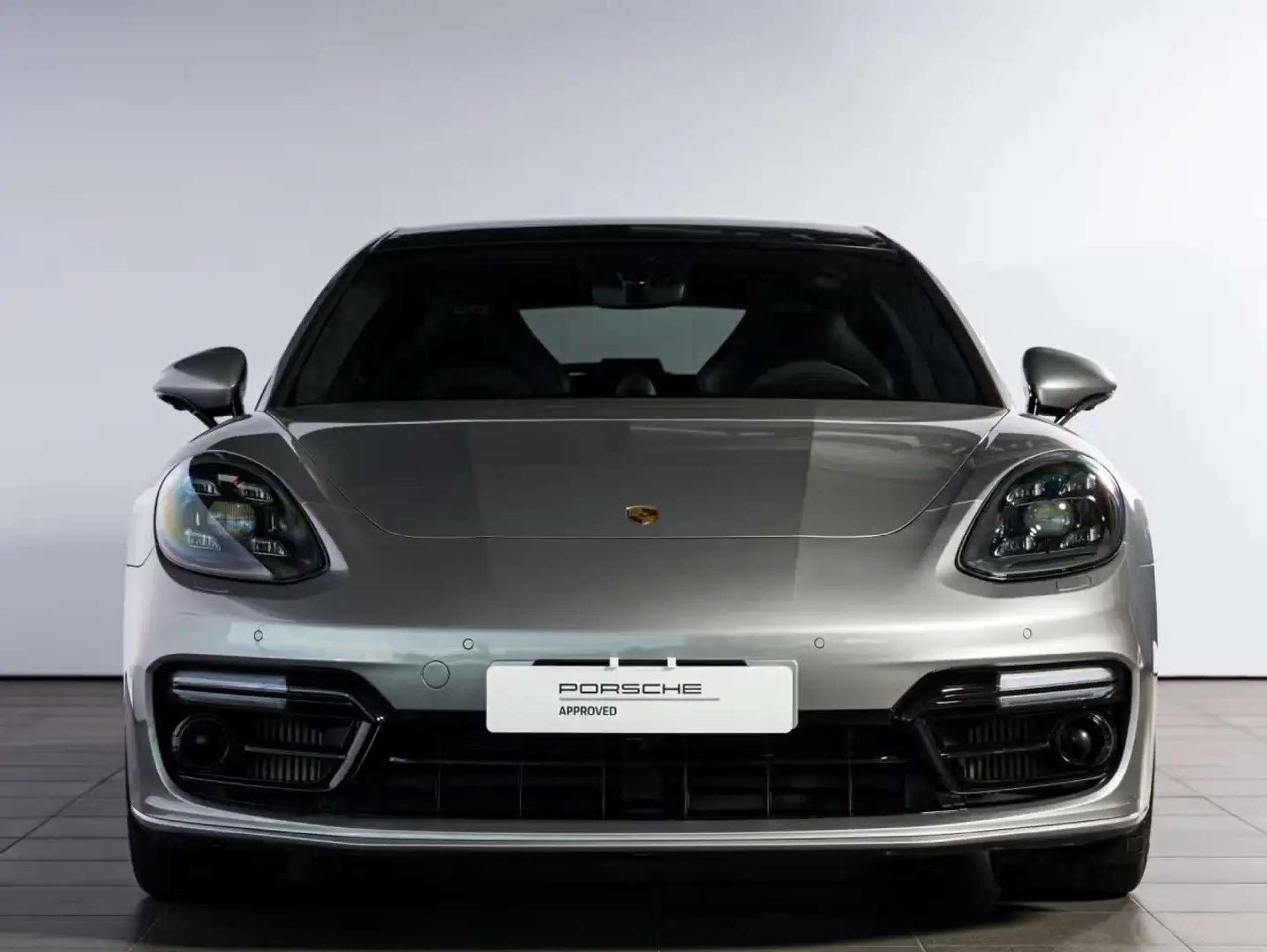 Porsche - Panamera