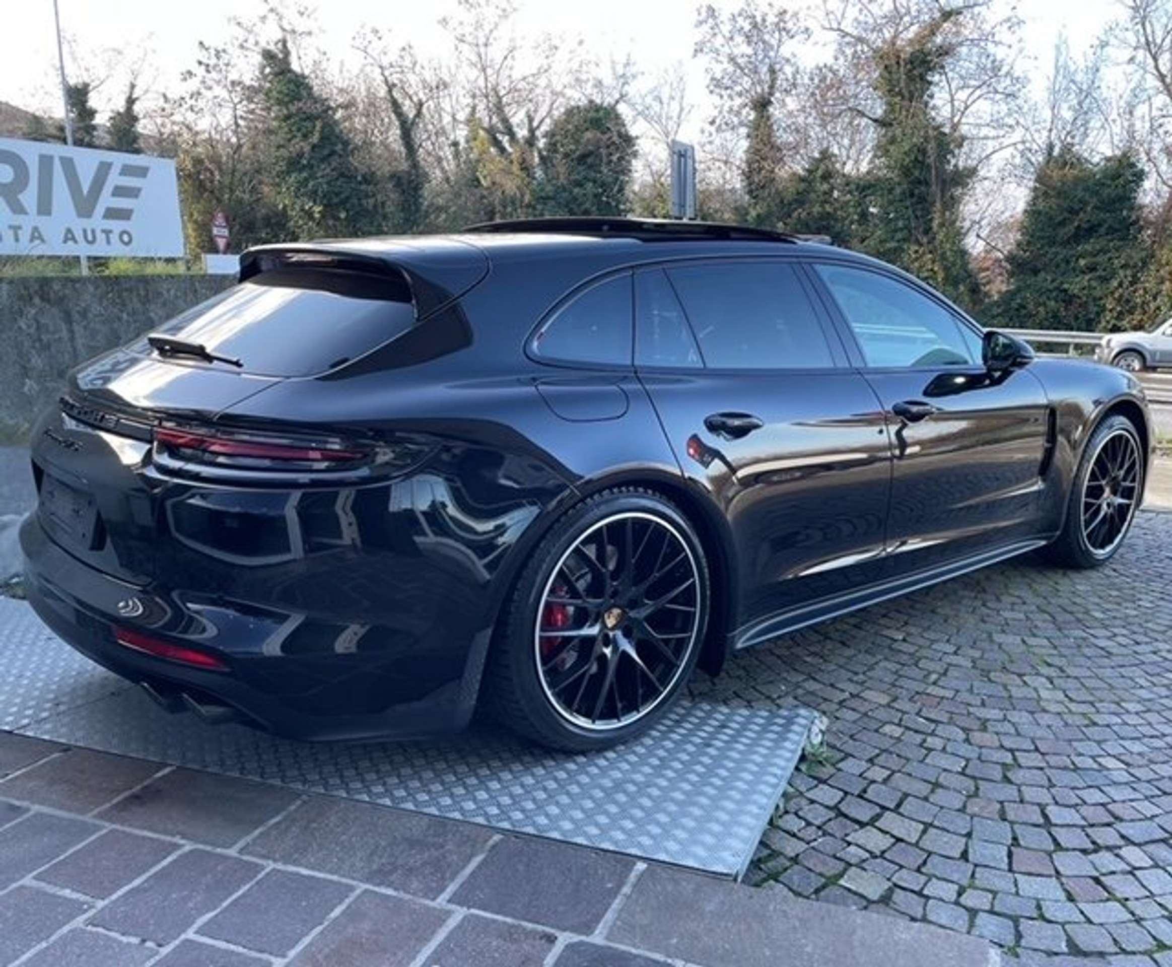 Porsche - Panamera