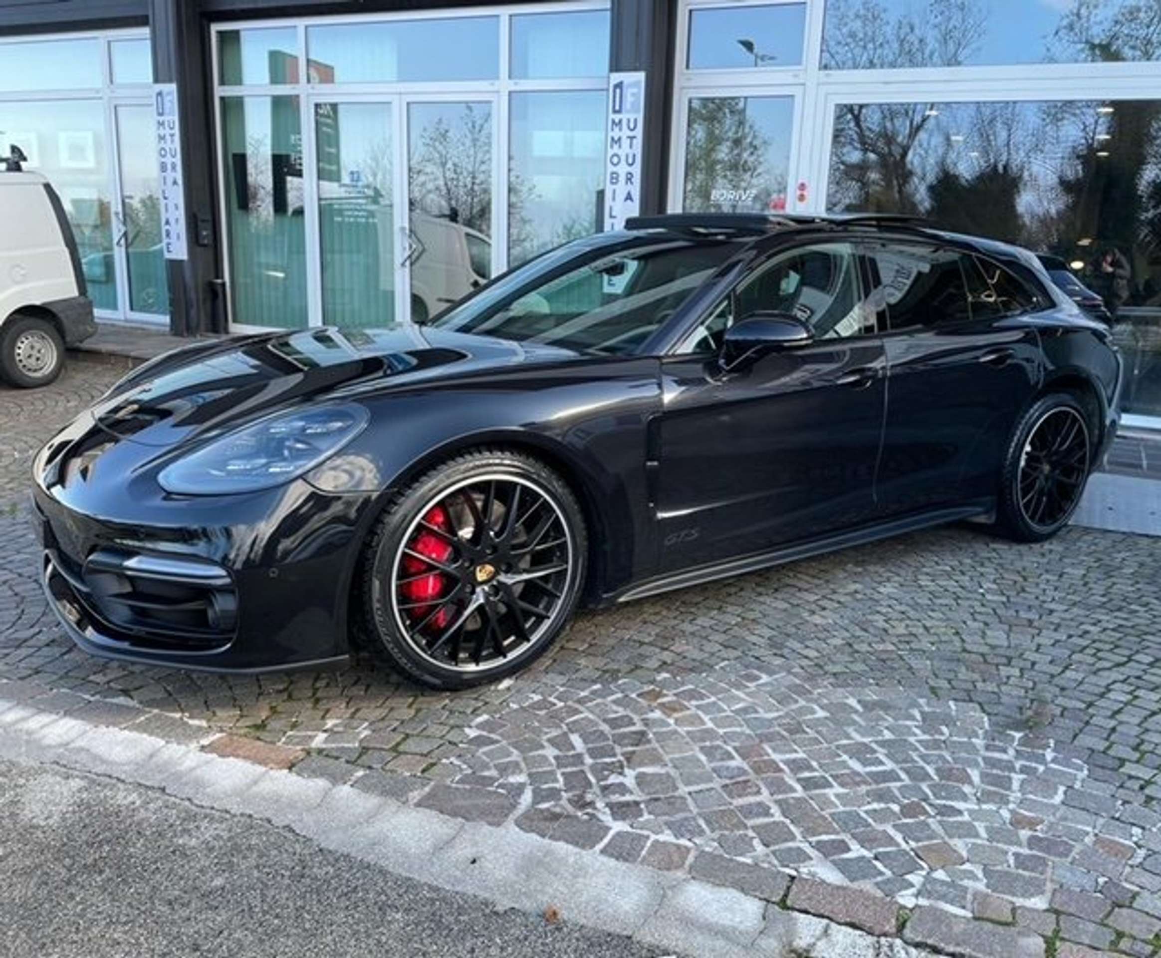 Porsche - Panamera