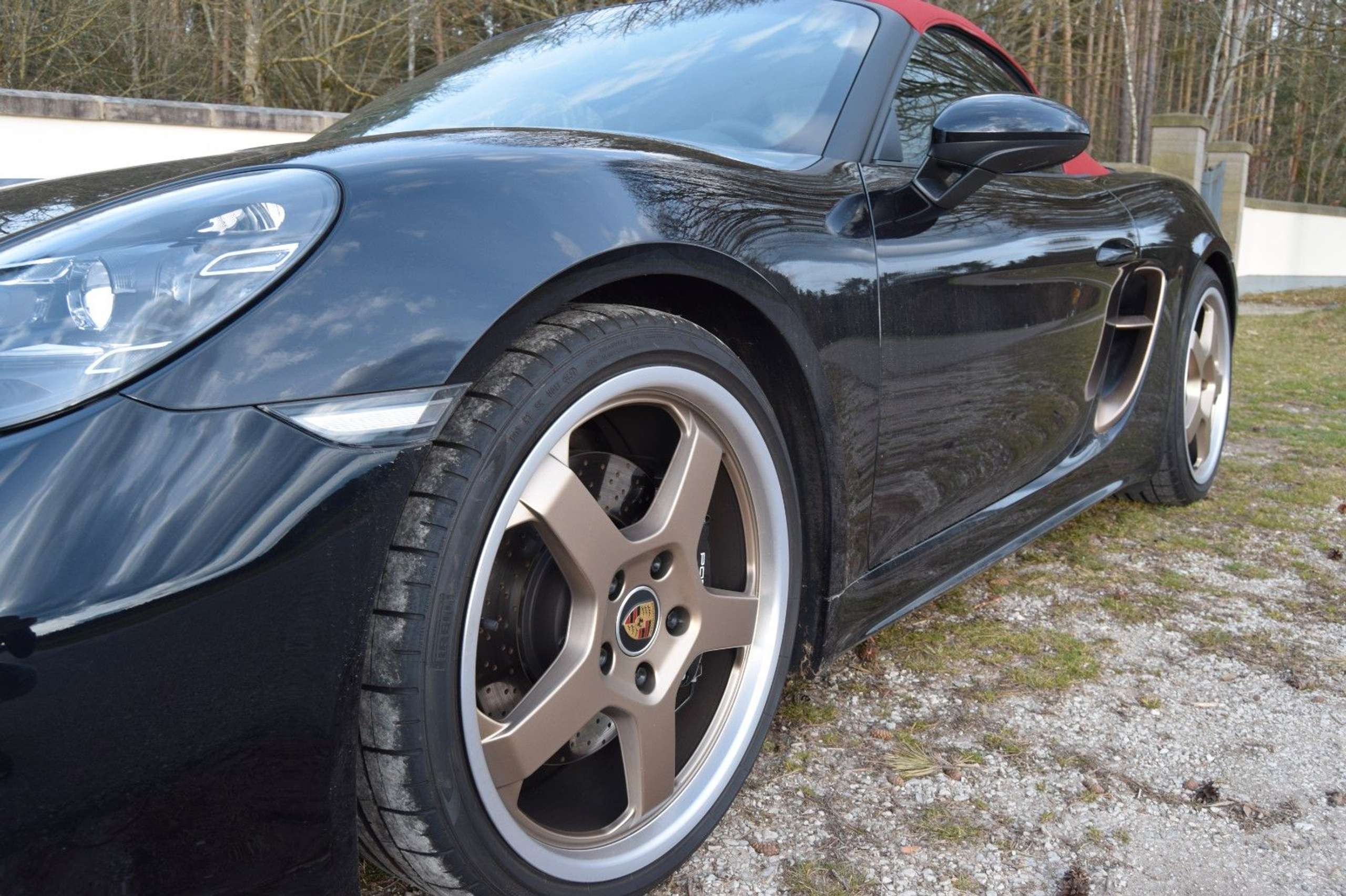 Porsche - Boxster