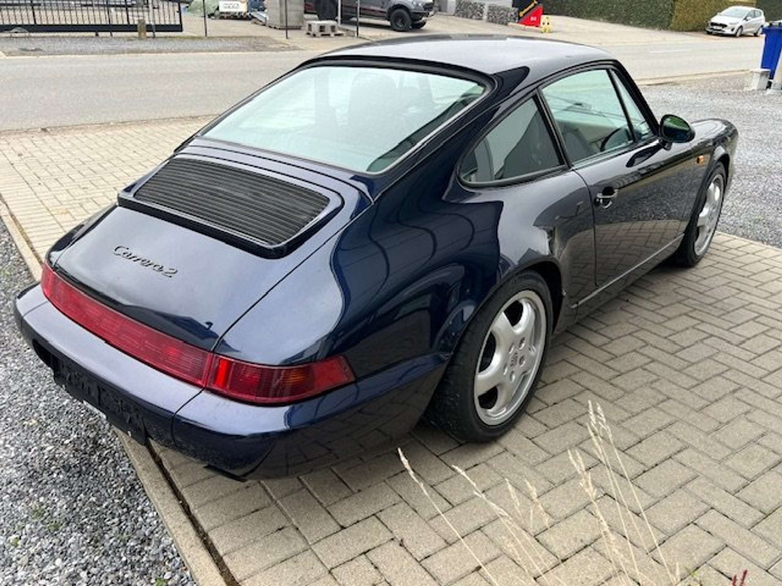 Porsche - 964