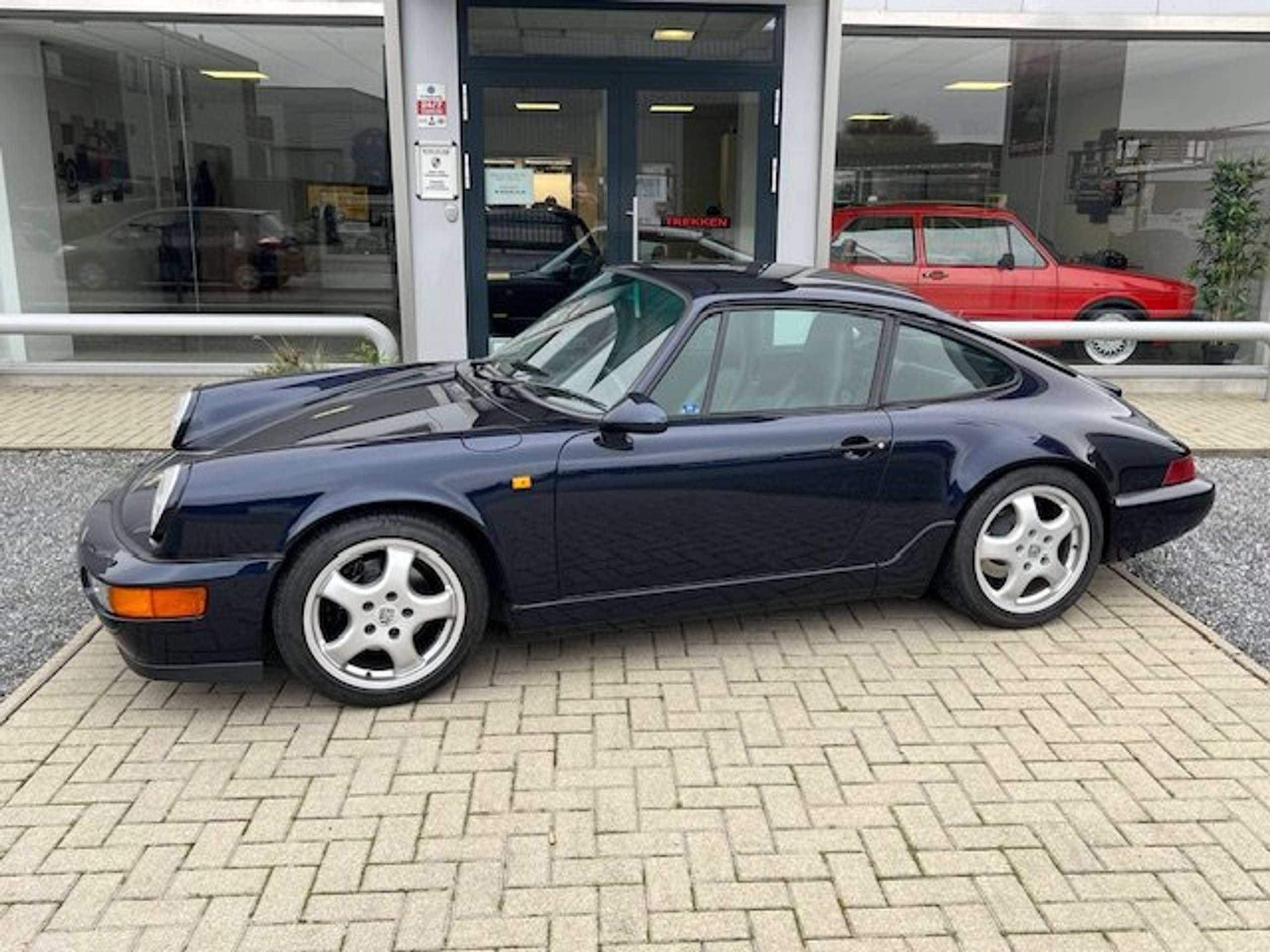 Porsche - 964