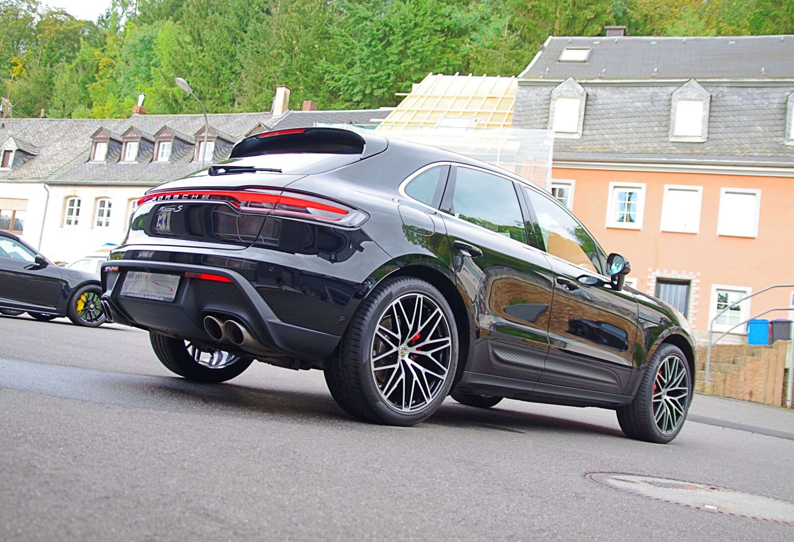 Porsche - Macan