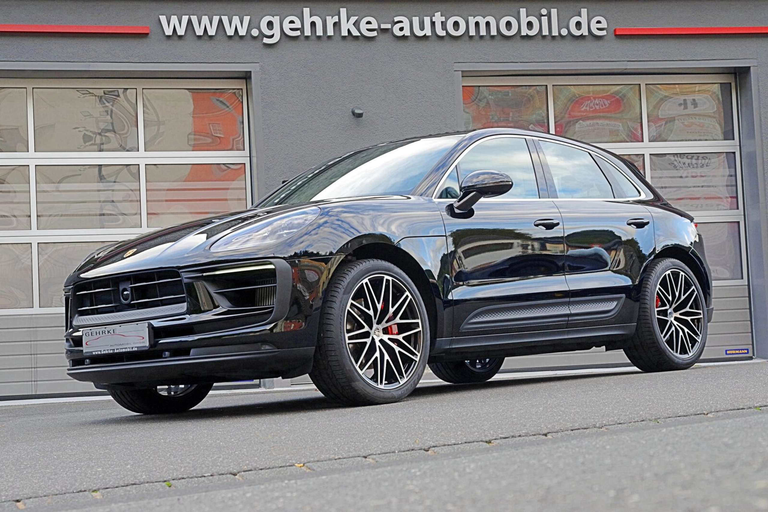 Porsche - Macan