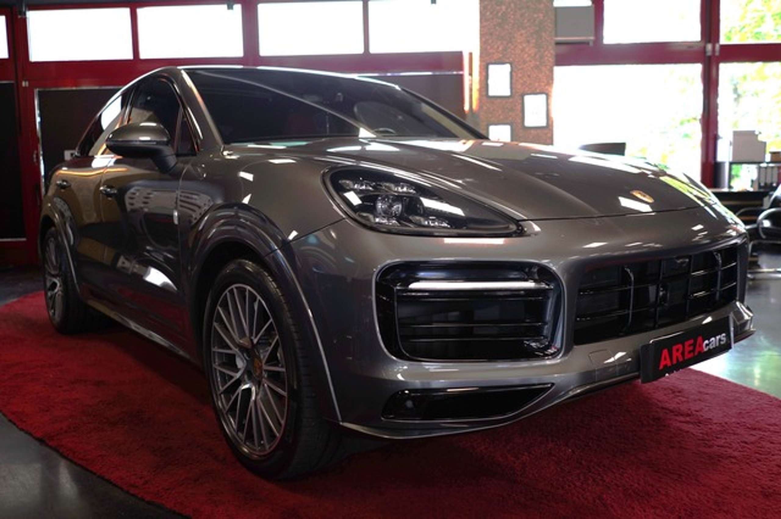 Porsche - Cayenne