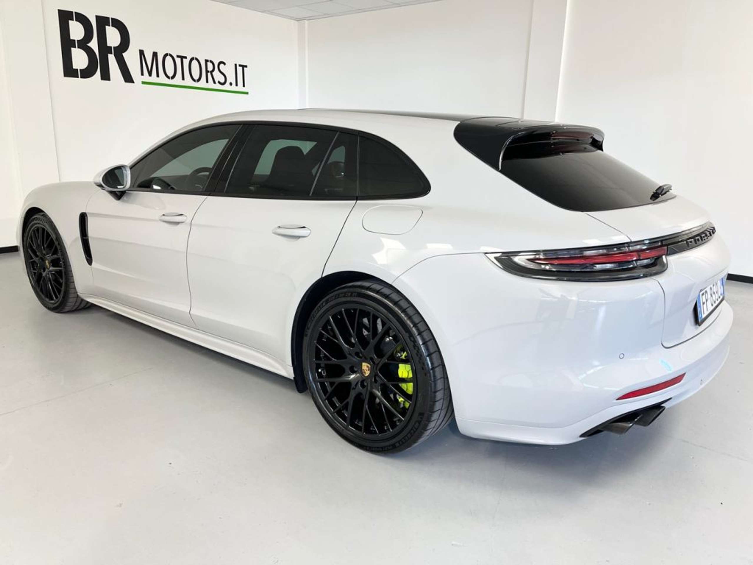 Porsche - Panamera