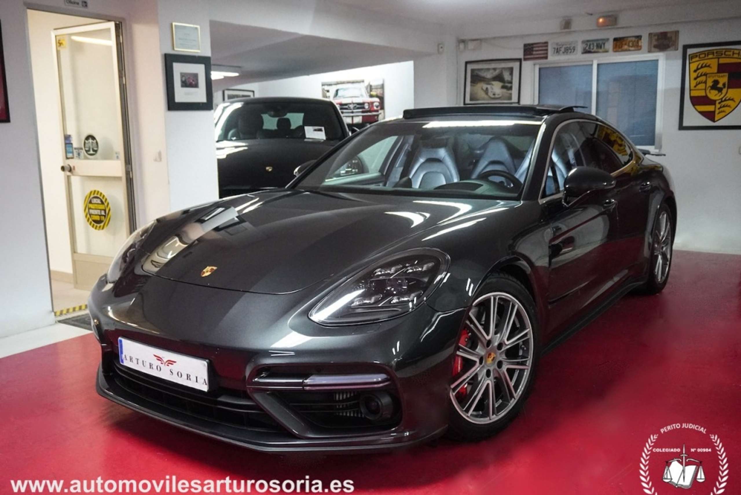 Porsche Panamera 2019