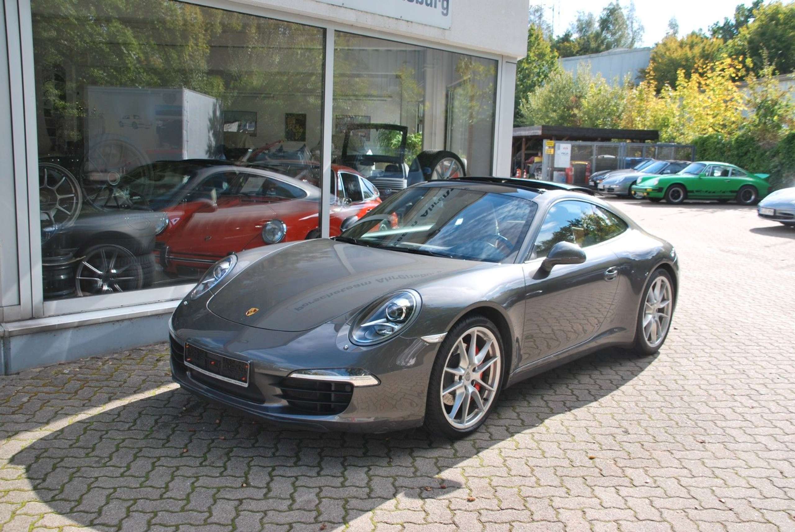 Porsche - 991