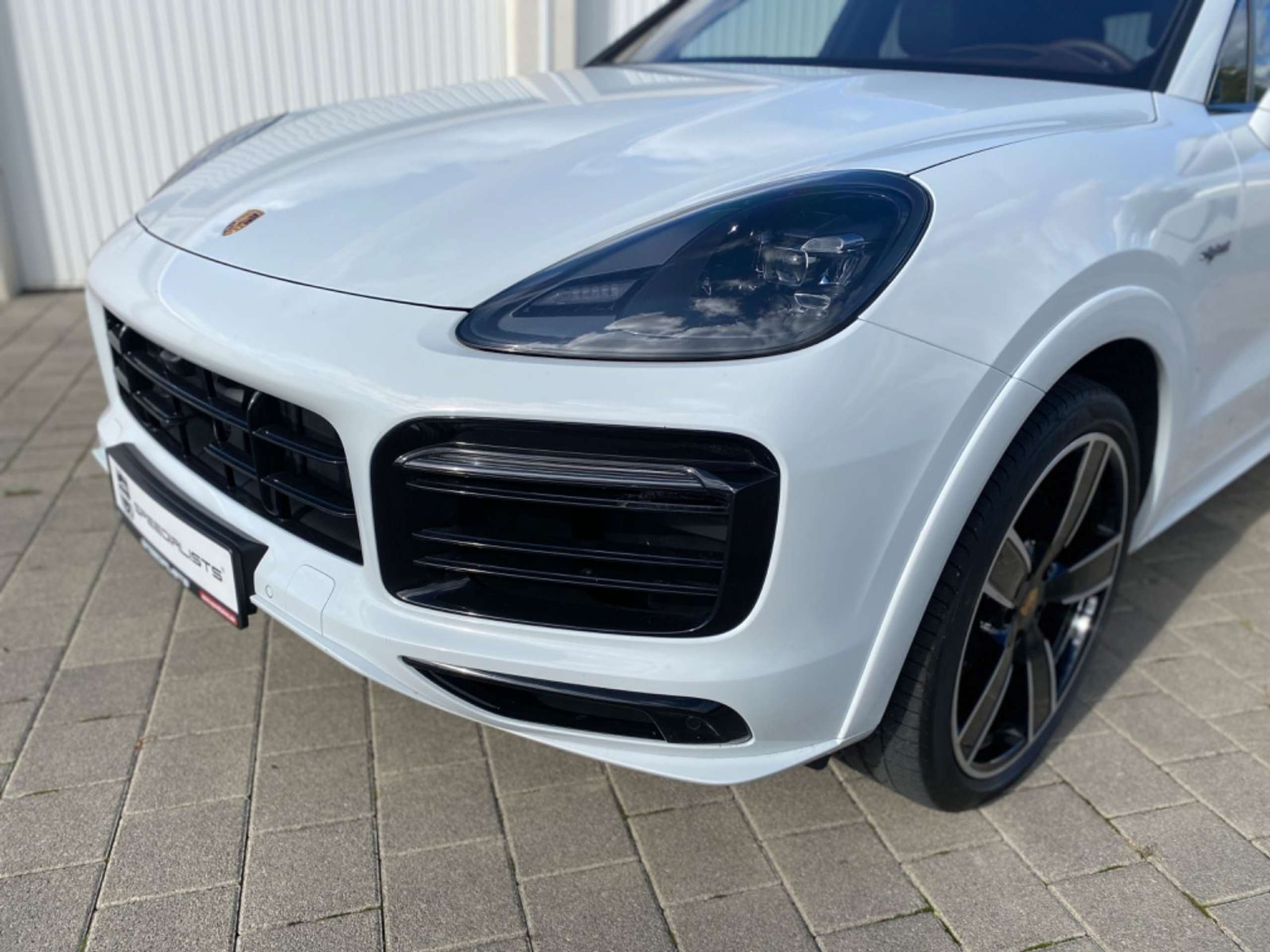 Porsche - Cayenne