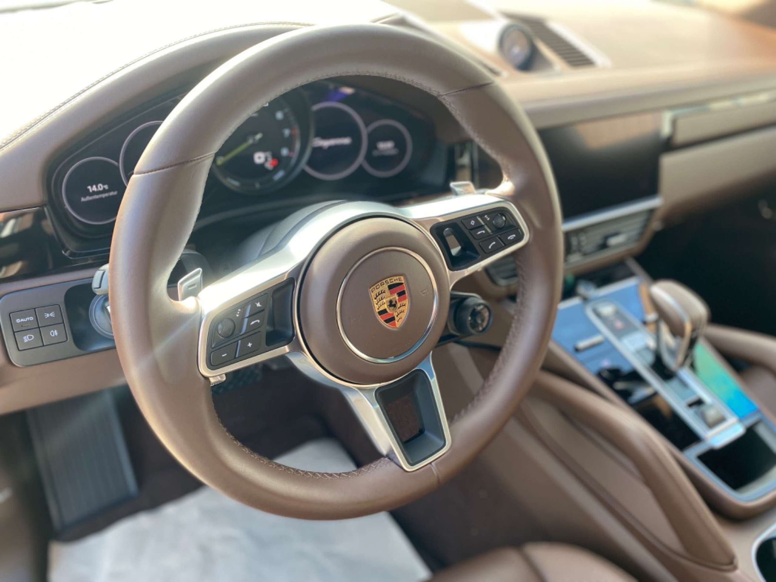 Porsche - Cayenne