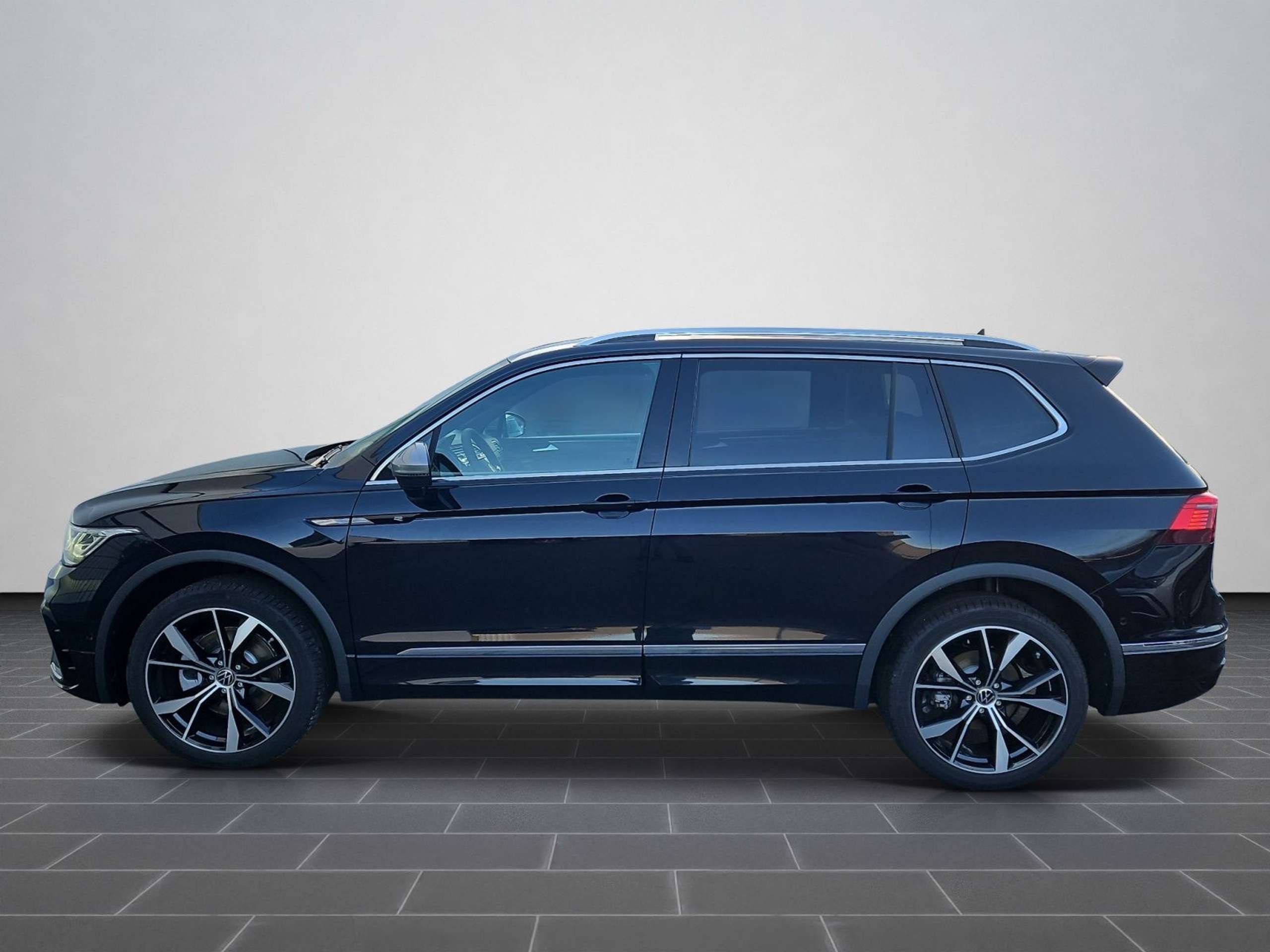 Volkswagen - Tiguan