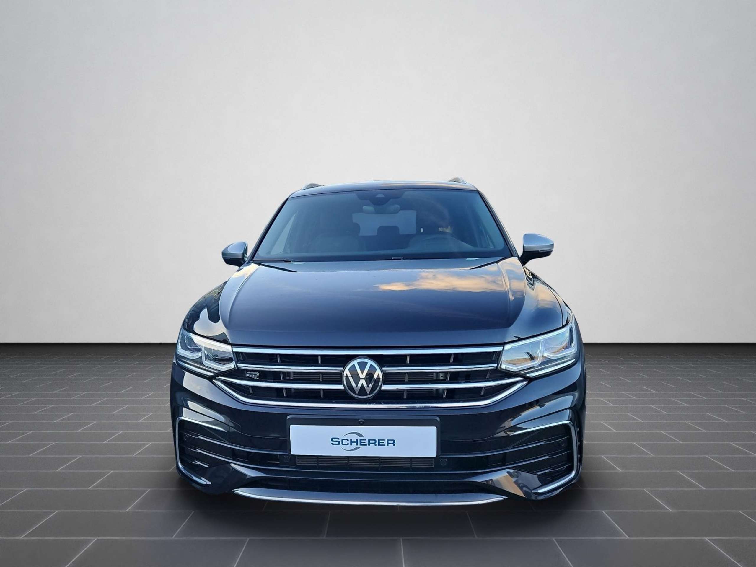 Volkswagen - Tiguan