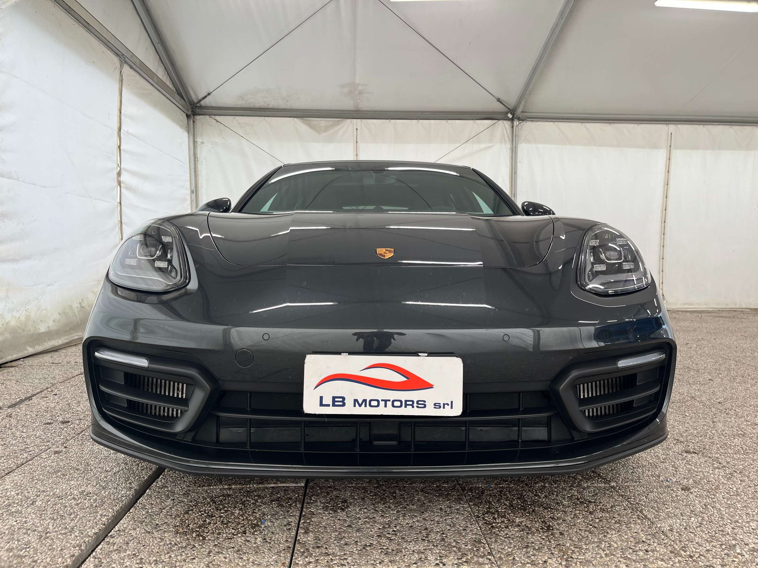 Porsche - Panamera