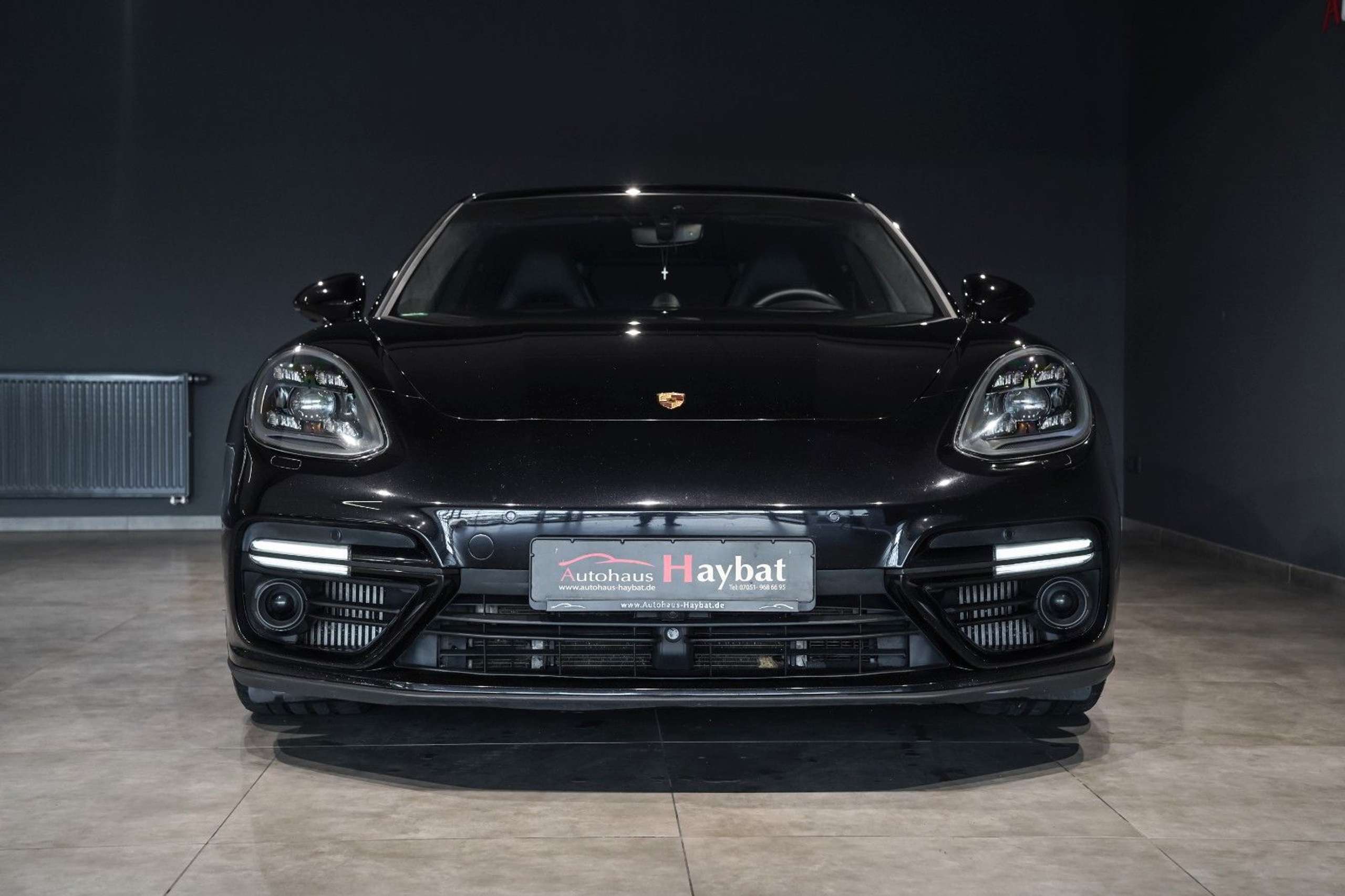 Porsche - Panamera