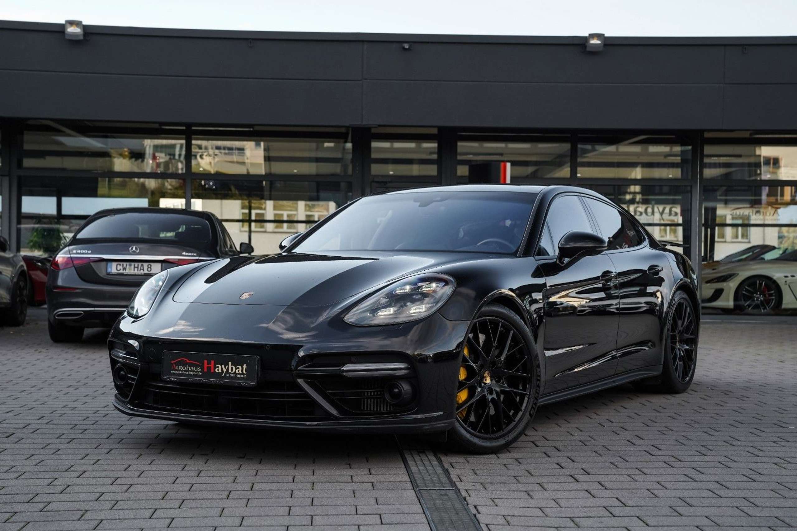 Porsche - Panamera