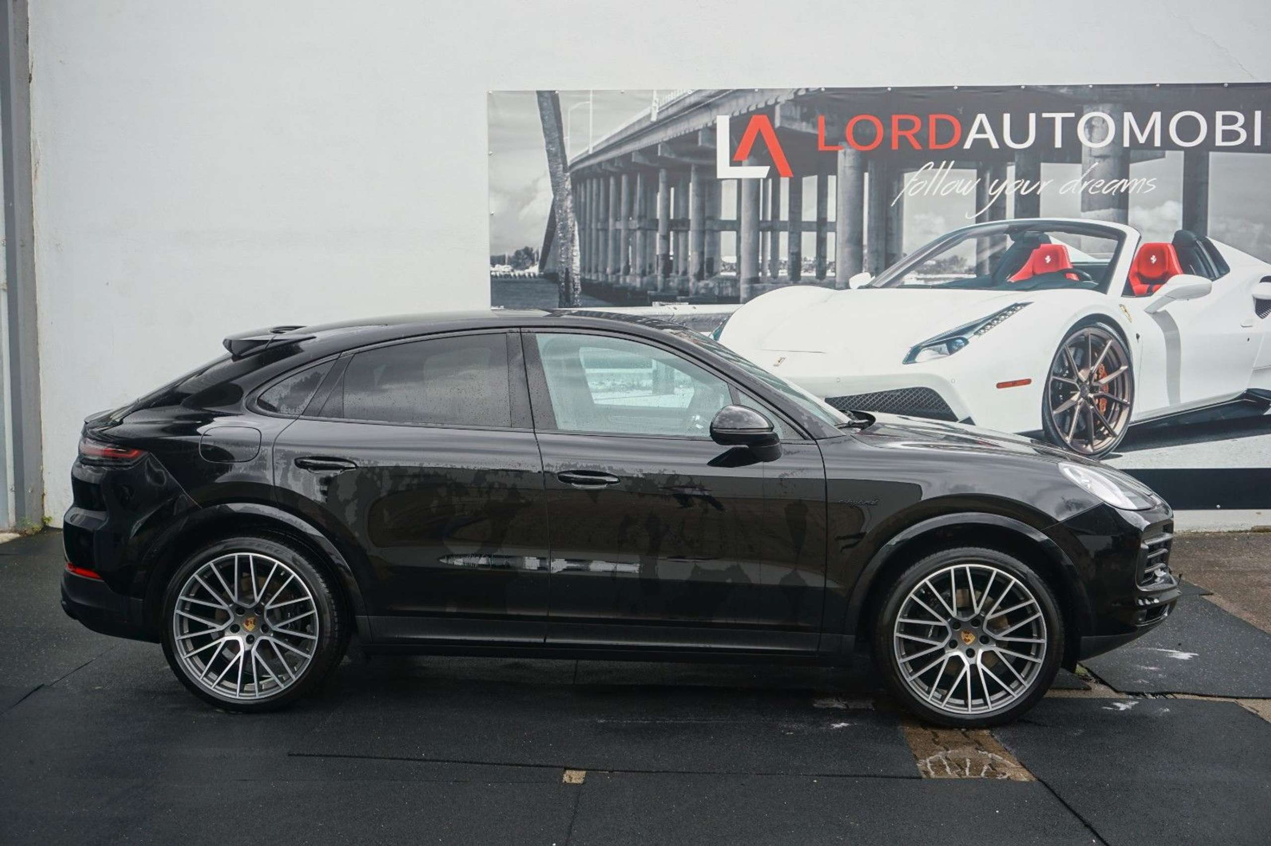 Porsche - Cayenne