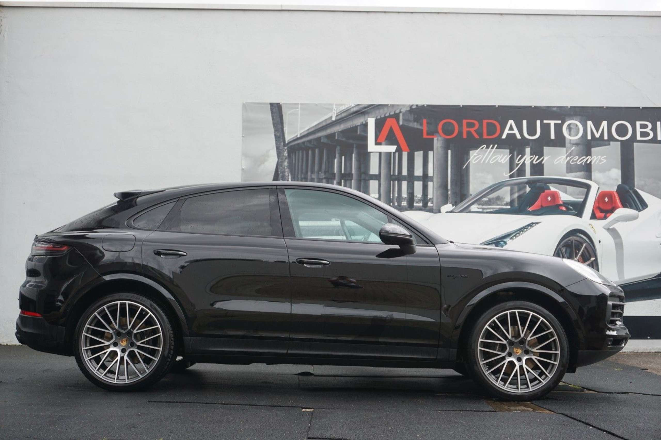 Porsche - Cayenne