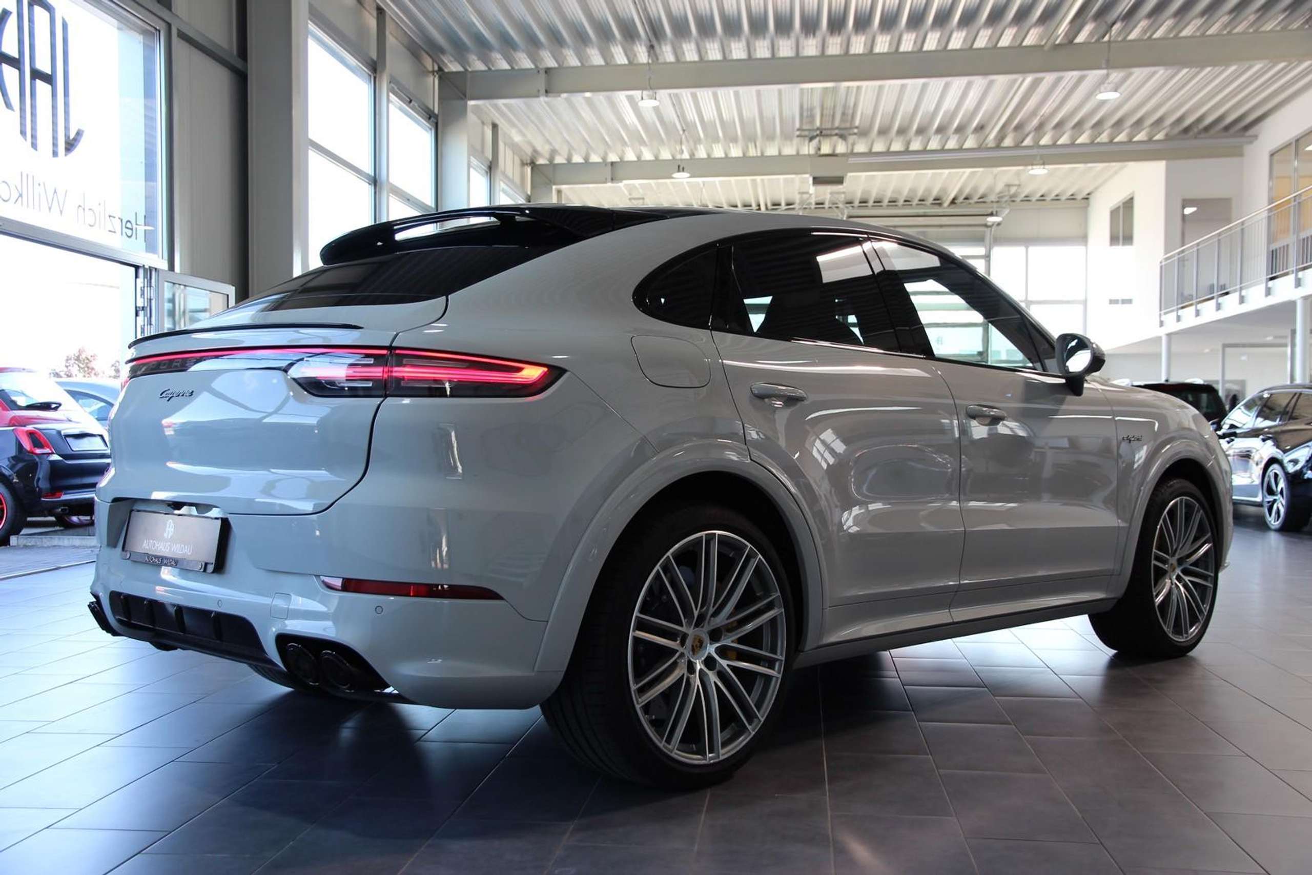 Porsche - Cayenne