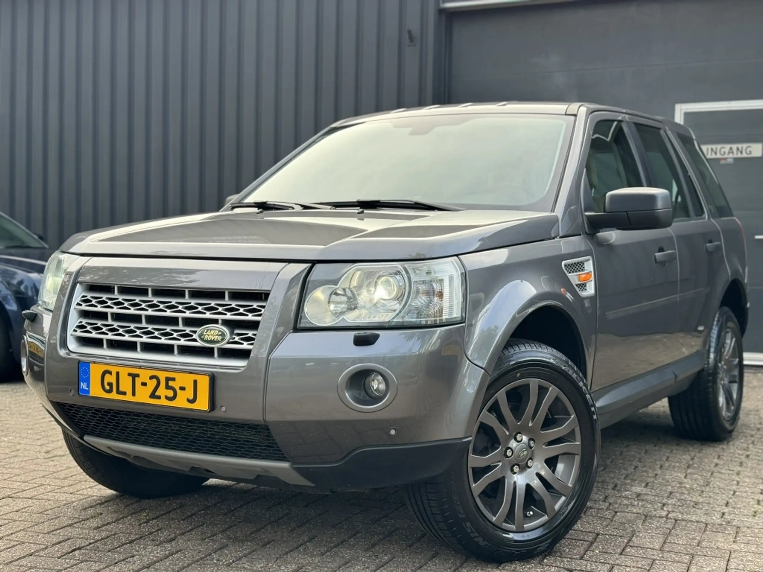 Land Rover - Freelander