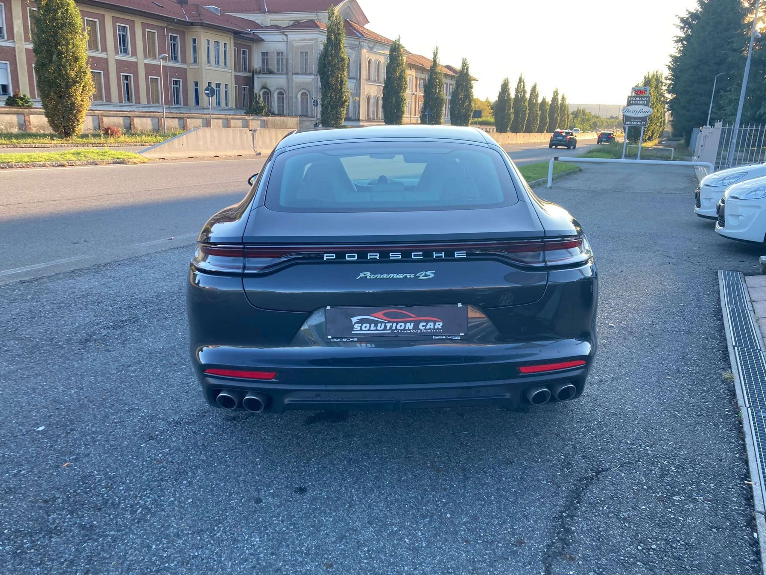 Porsche - Panamera