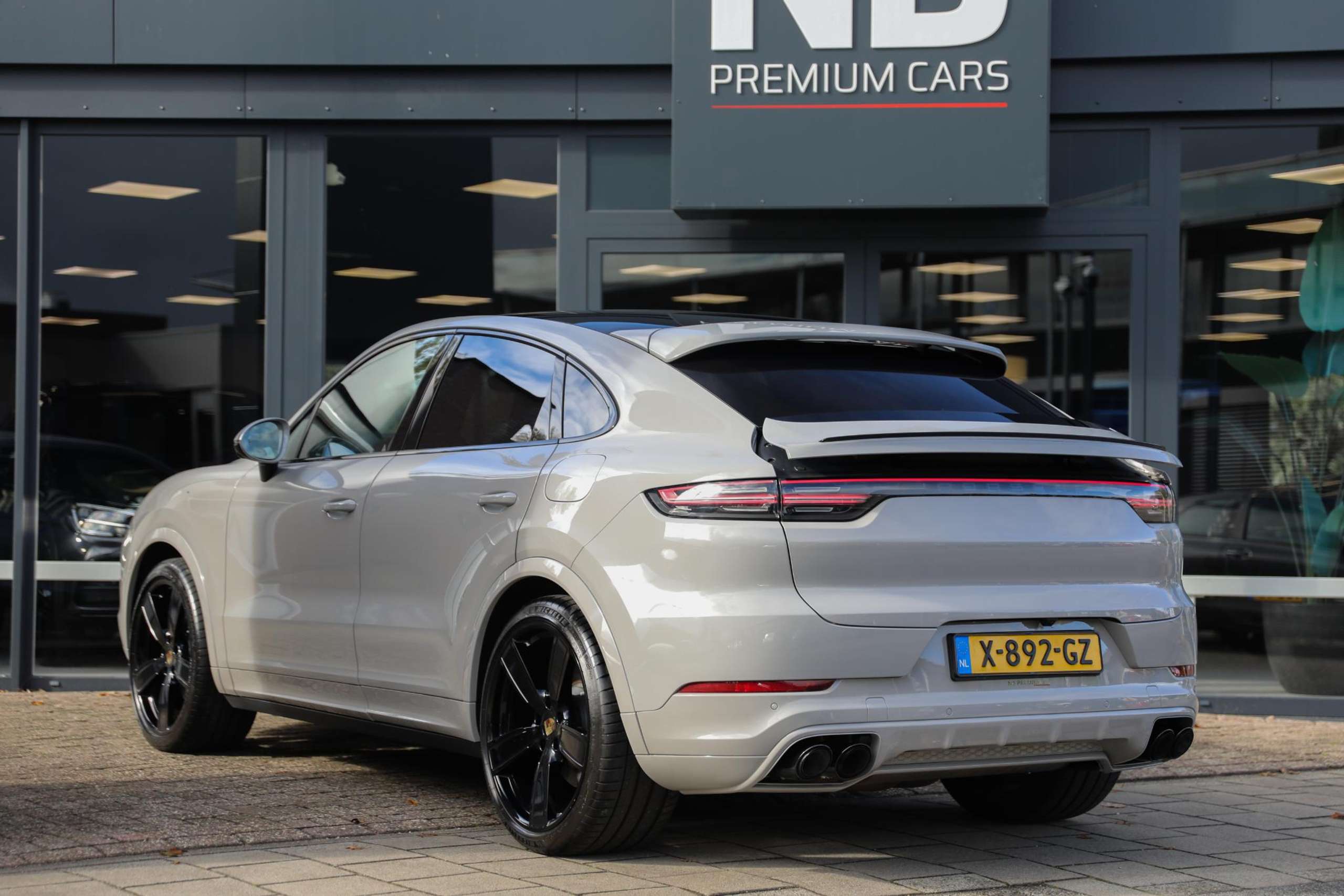 Porsche - Cayenne