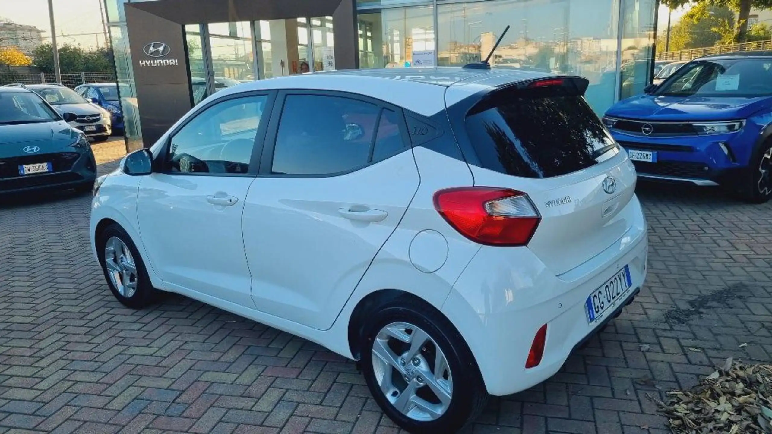 Hyundai - i10